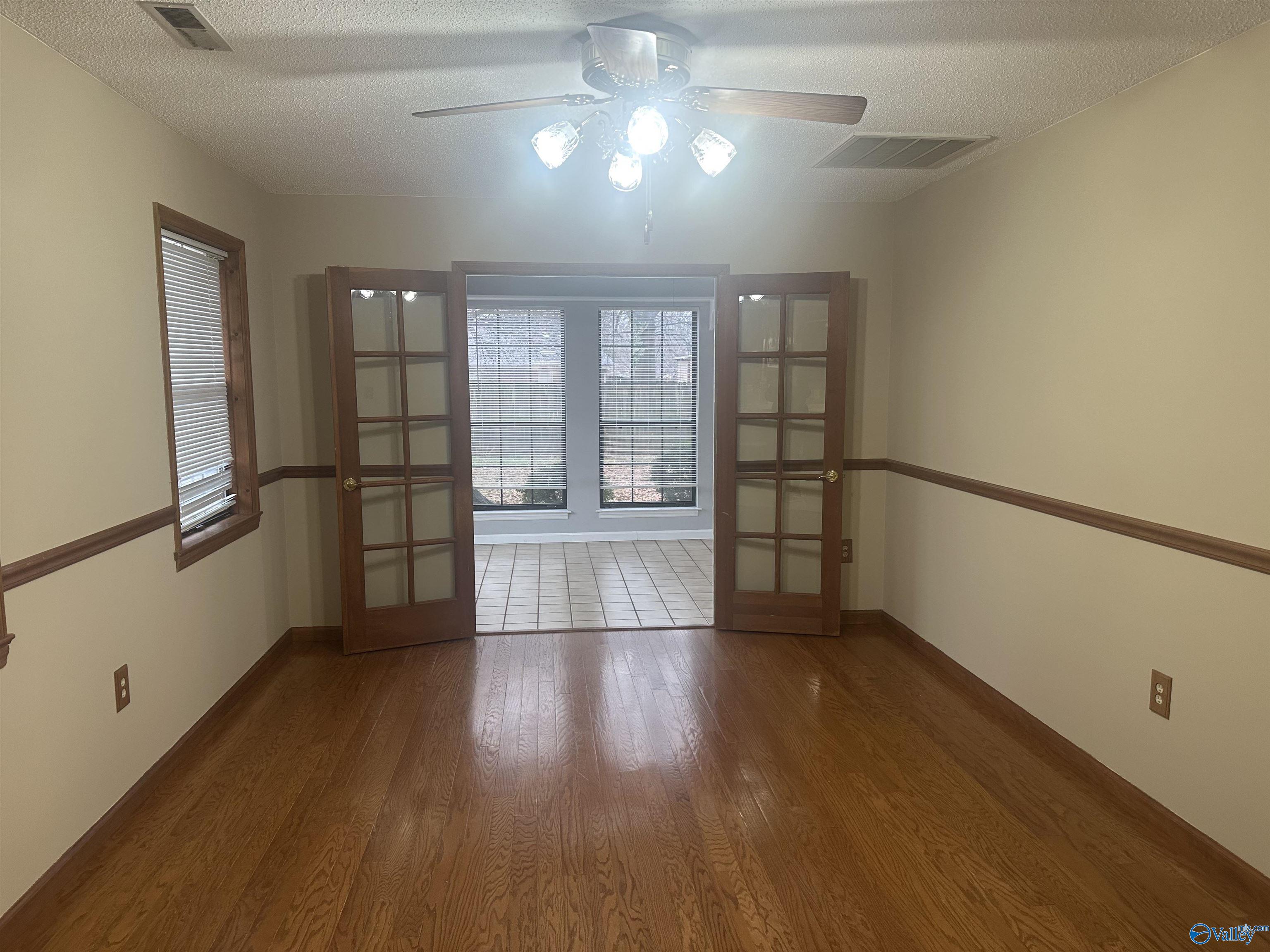 102 Shelburne Circle