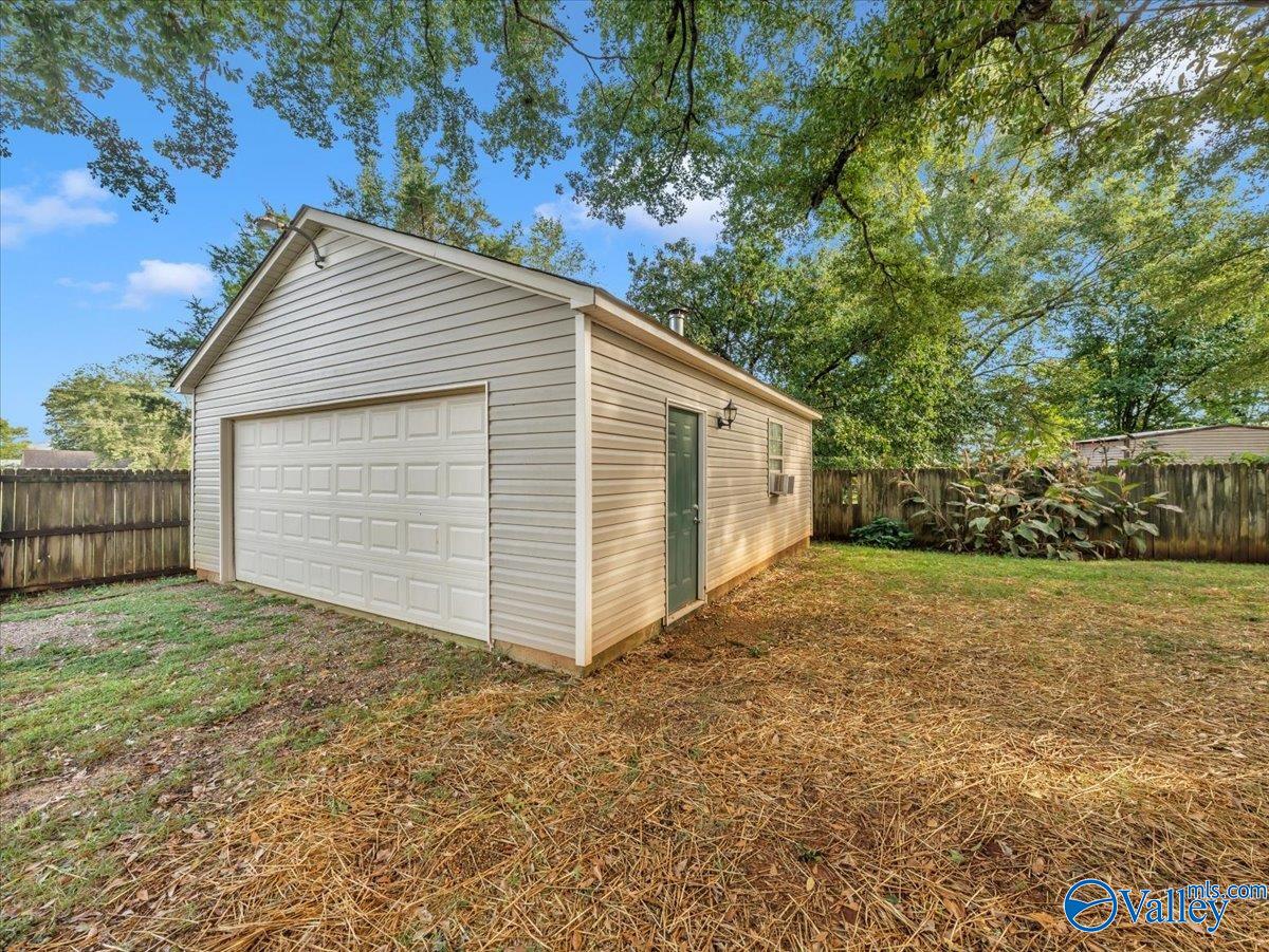 102 Shelburne Circle