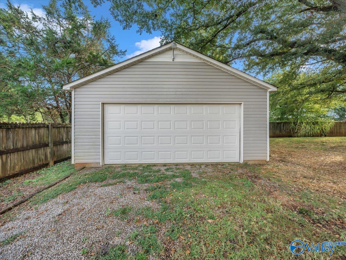 102 Shelburne Circle