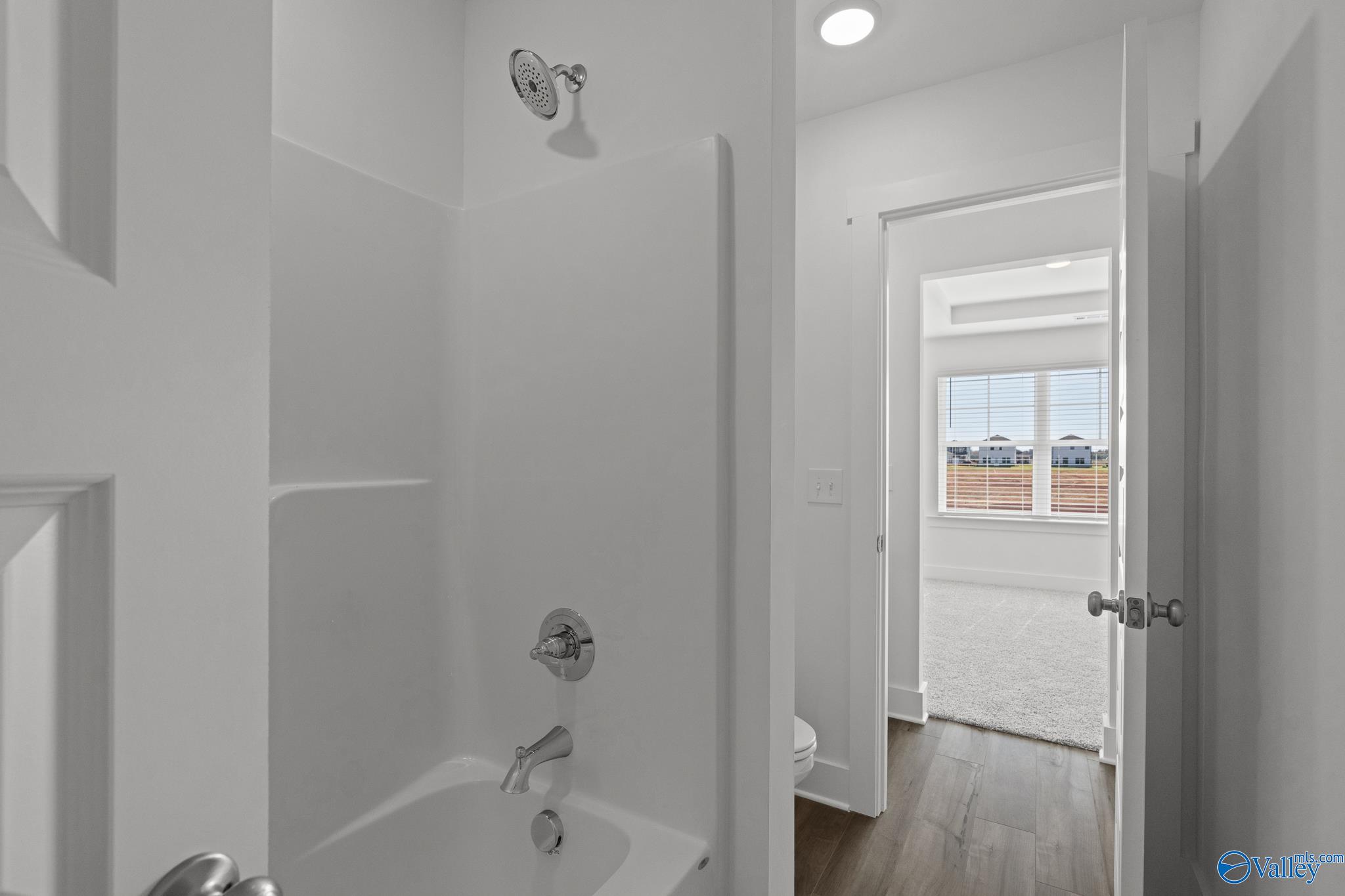 12445 NW Sun Ray Circle