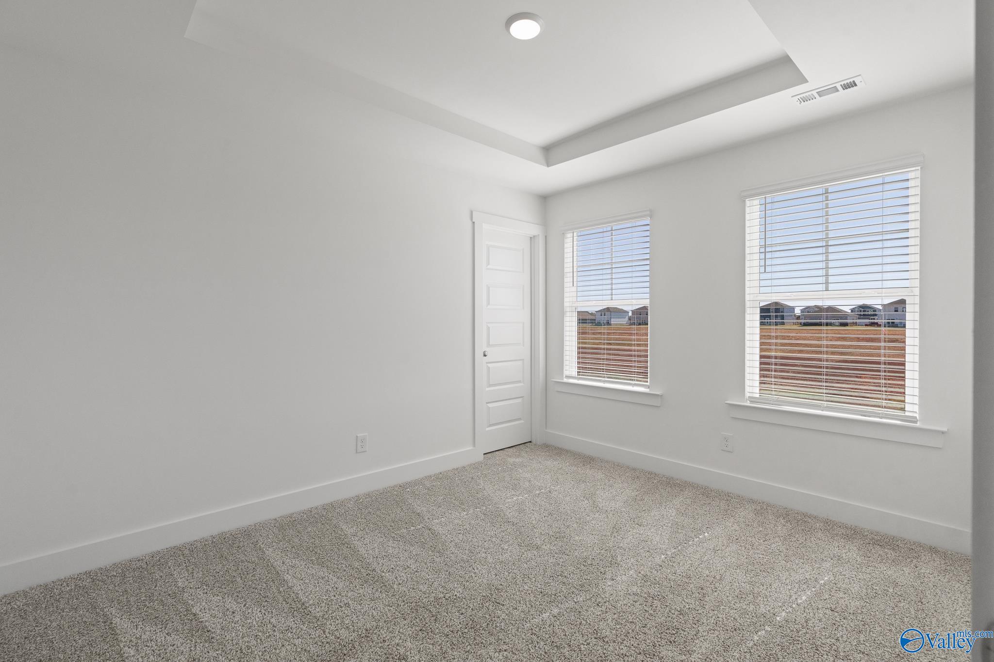 12445 NW Sun Ray Circle