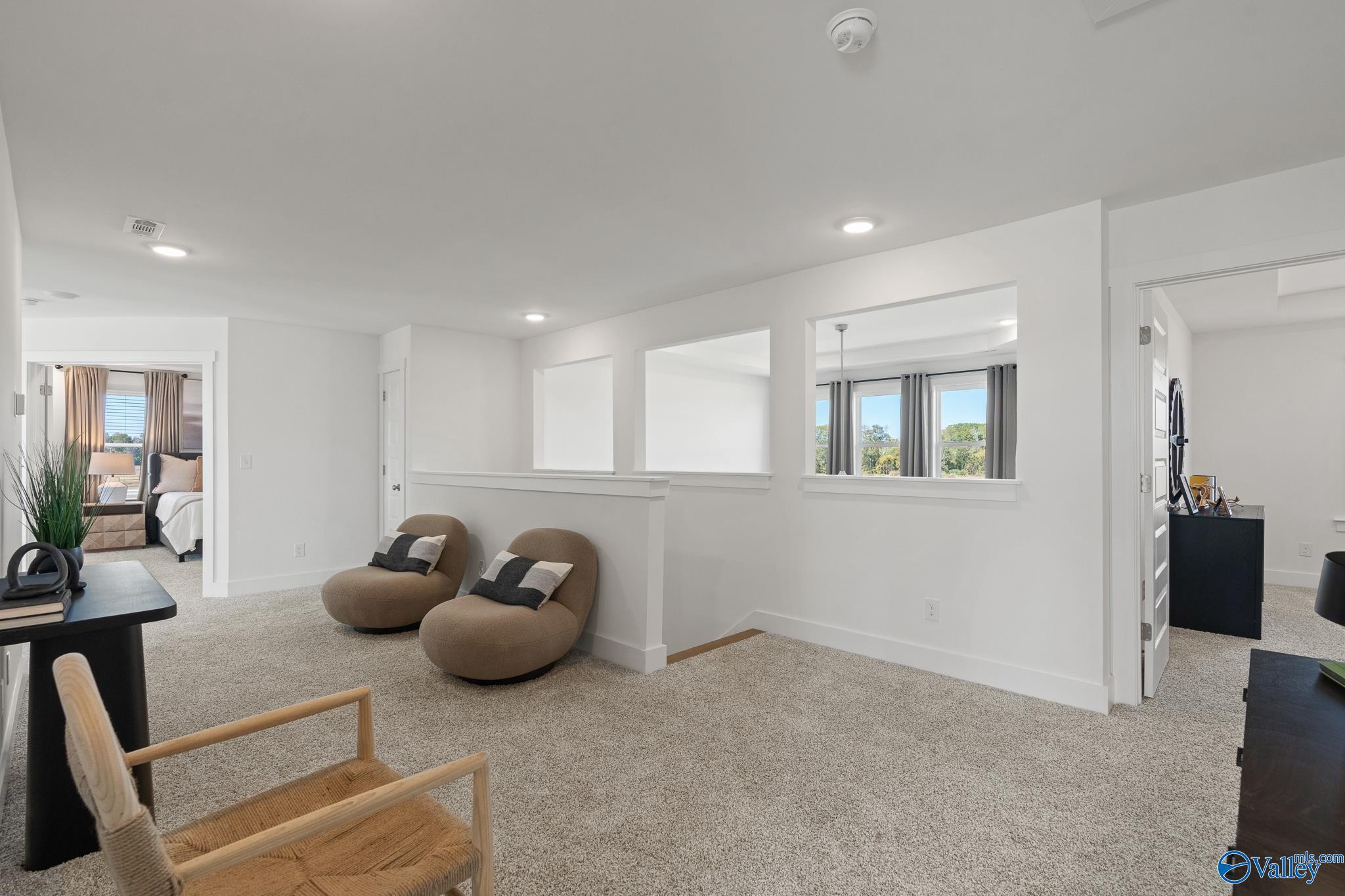 12445 NW Sun Ray Circle
