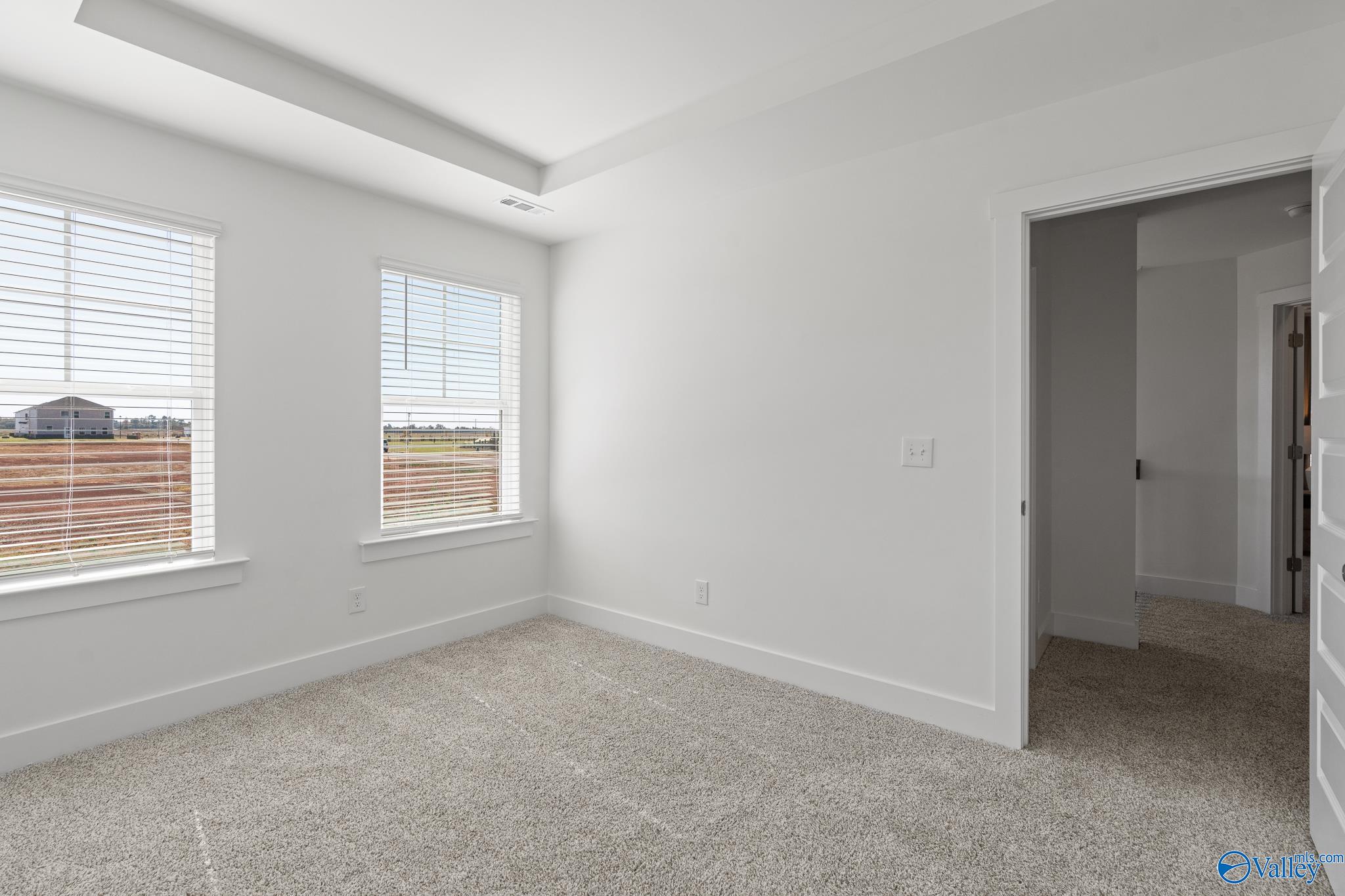 12445 NW Sun Ray Circle