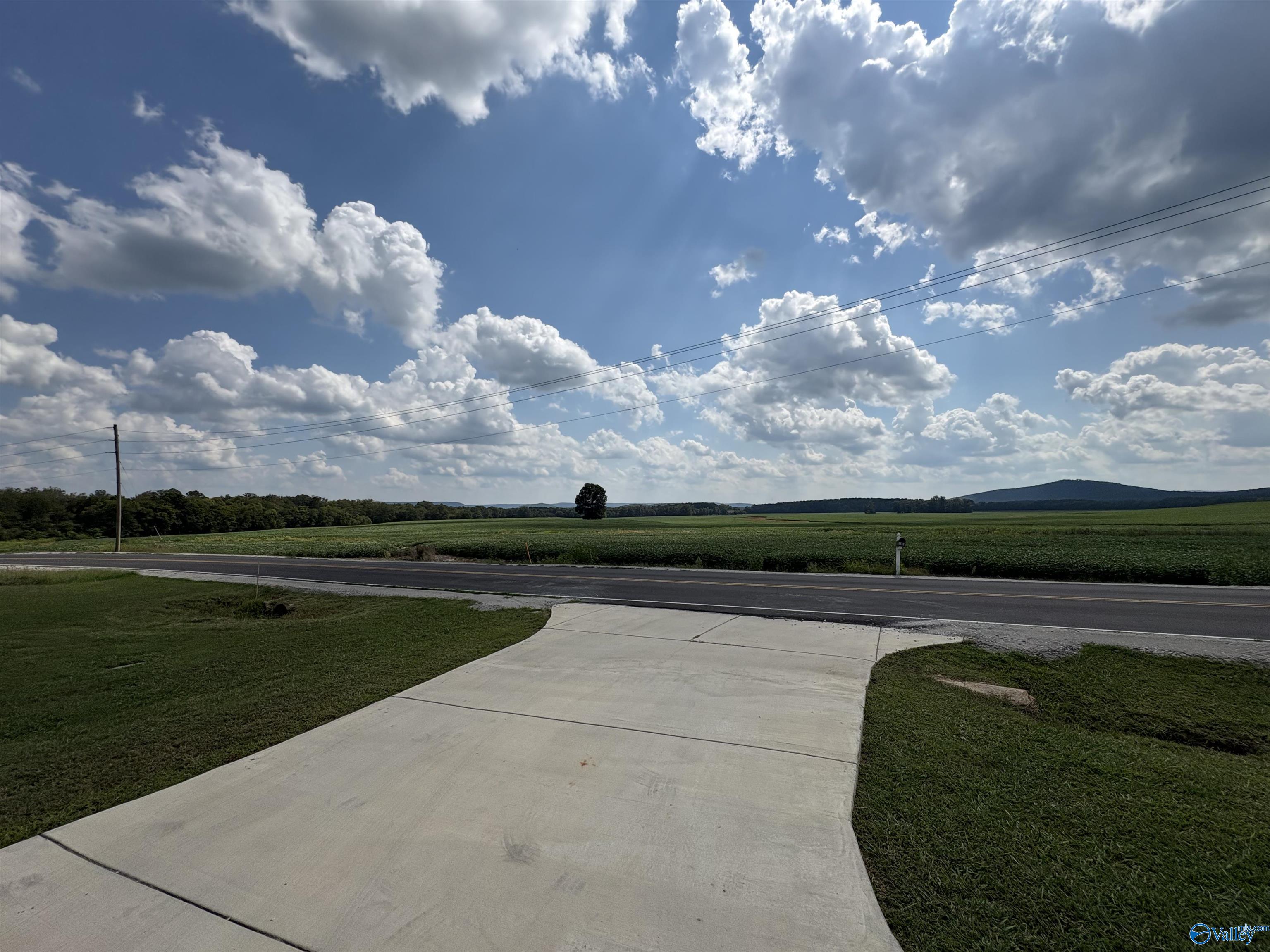 3089 Cherry Tree Road