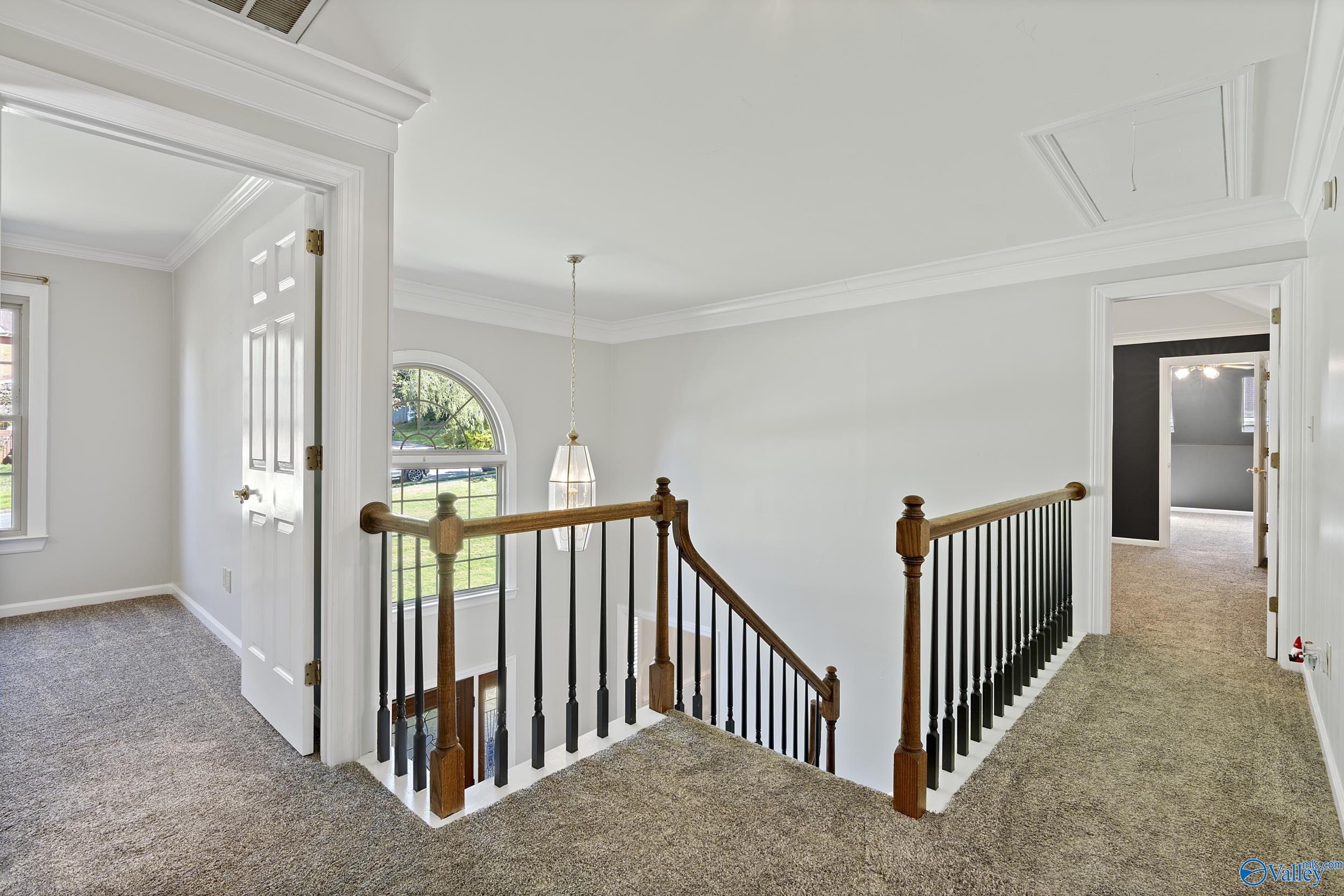 102 Waterford Circle