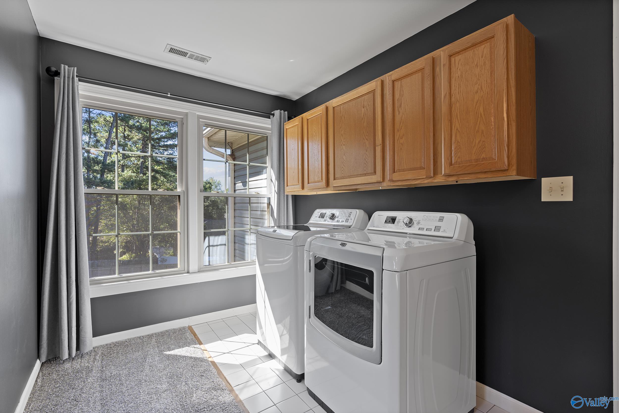 102 Waterford Circle