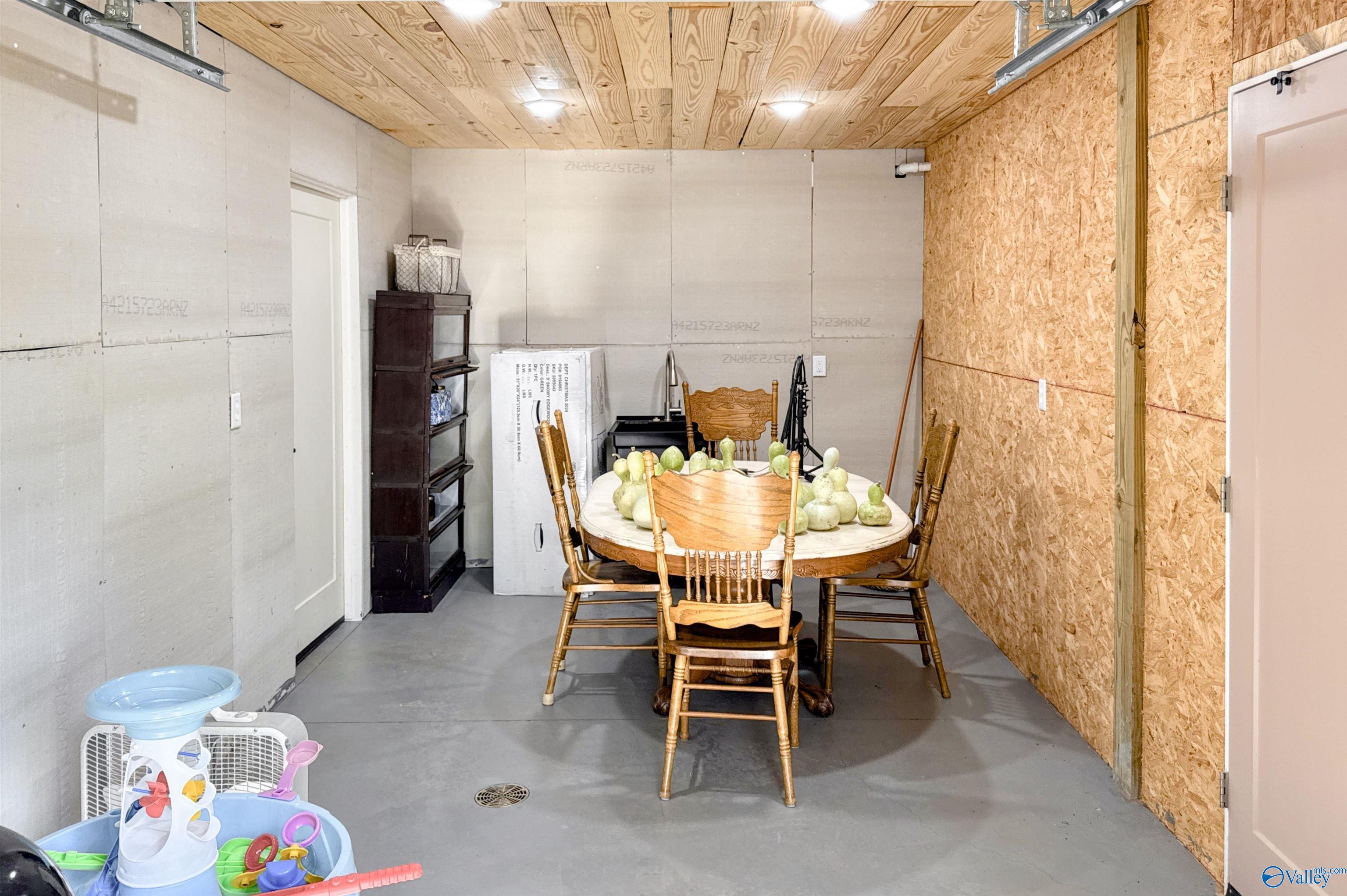 1230 Curry Chapel Road