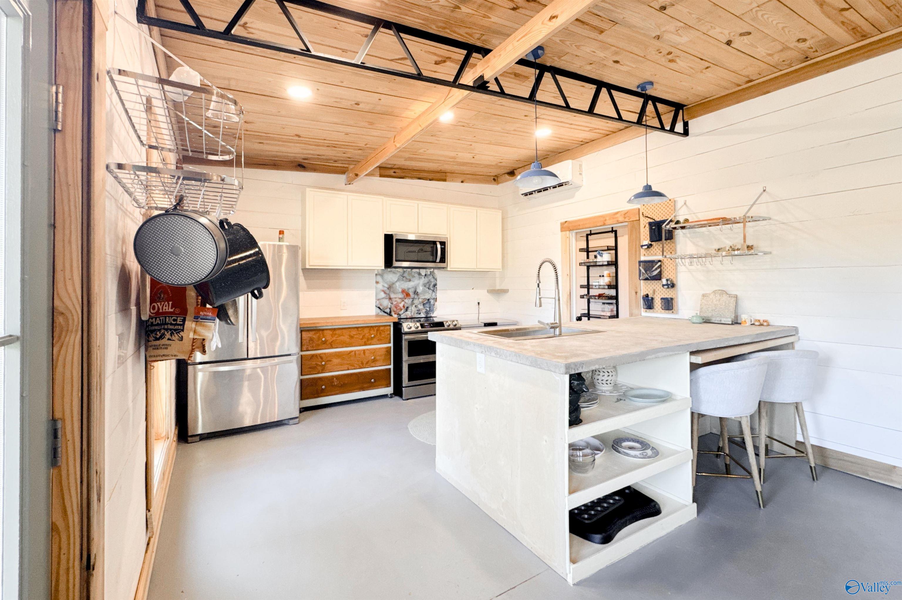 1230 Curry Chapel Road