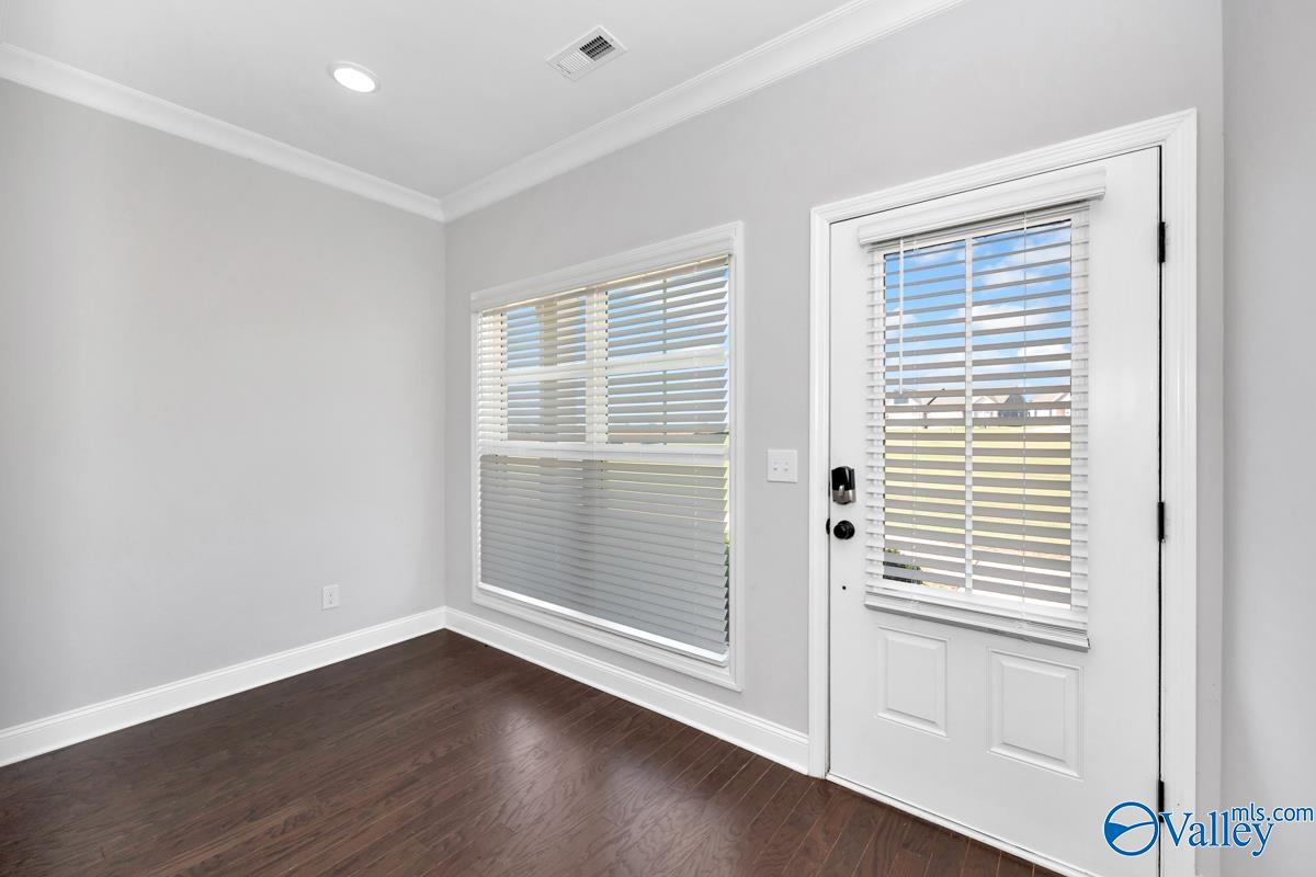 100 Atkinson Alley