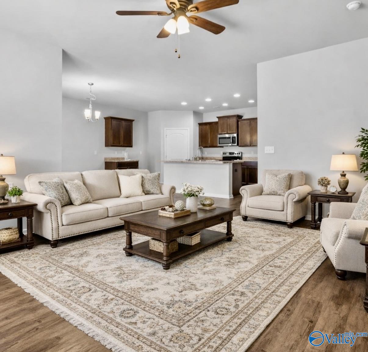 105 Oak Path Lane
