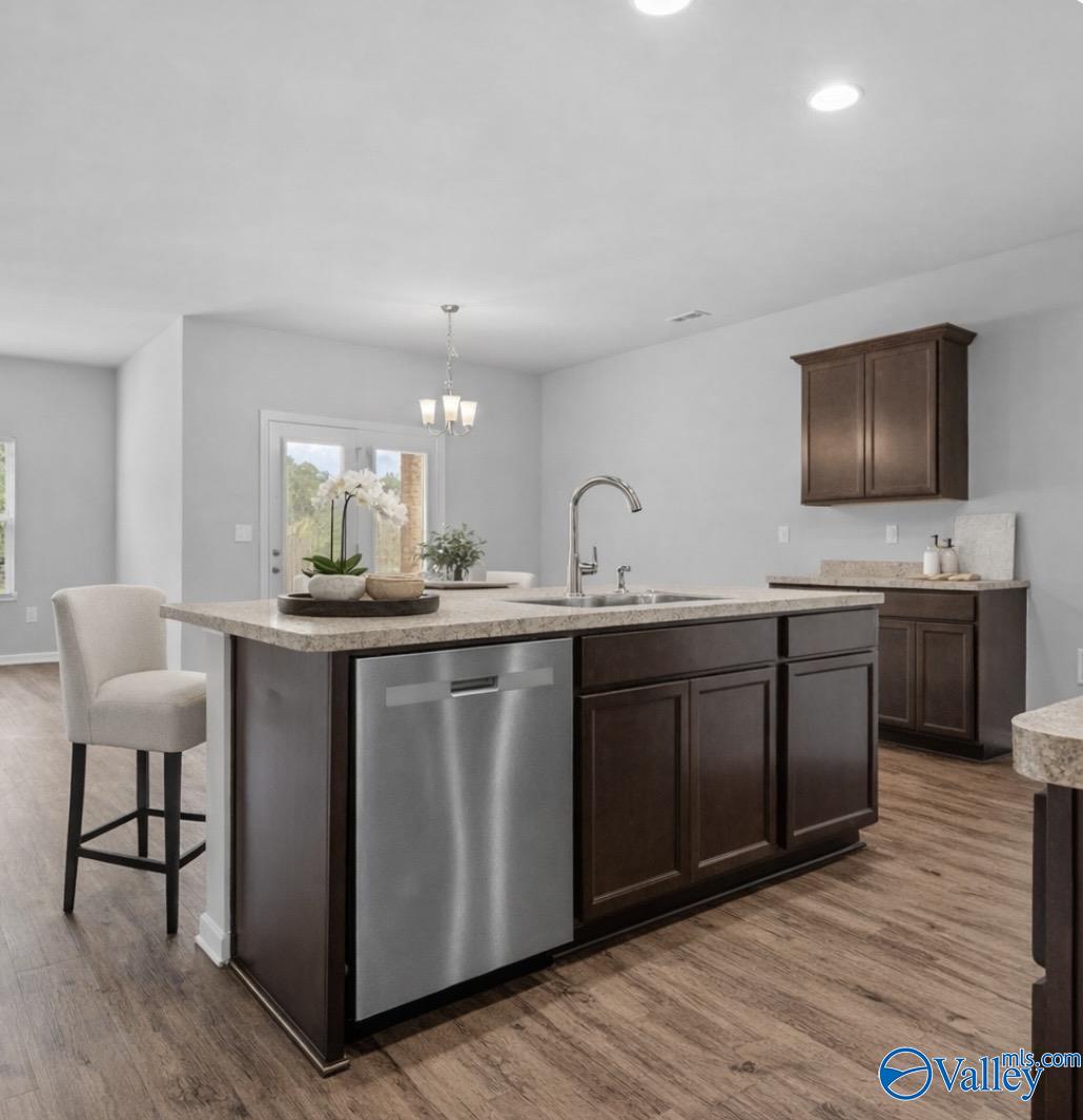 105 Oak Path Lane