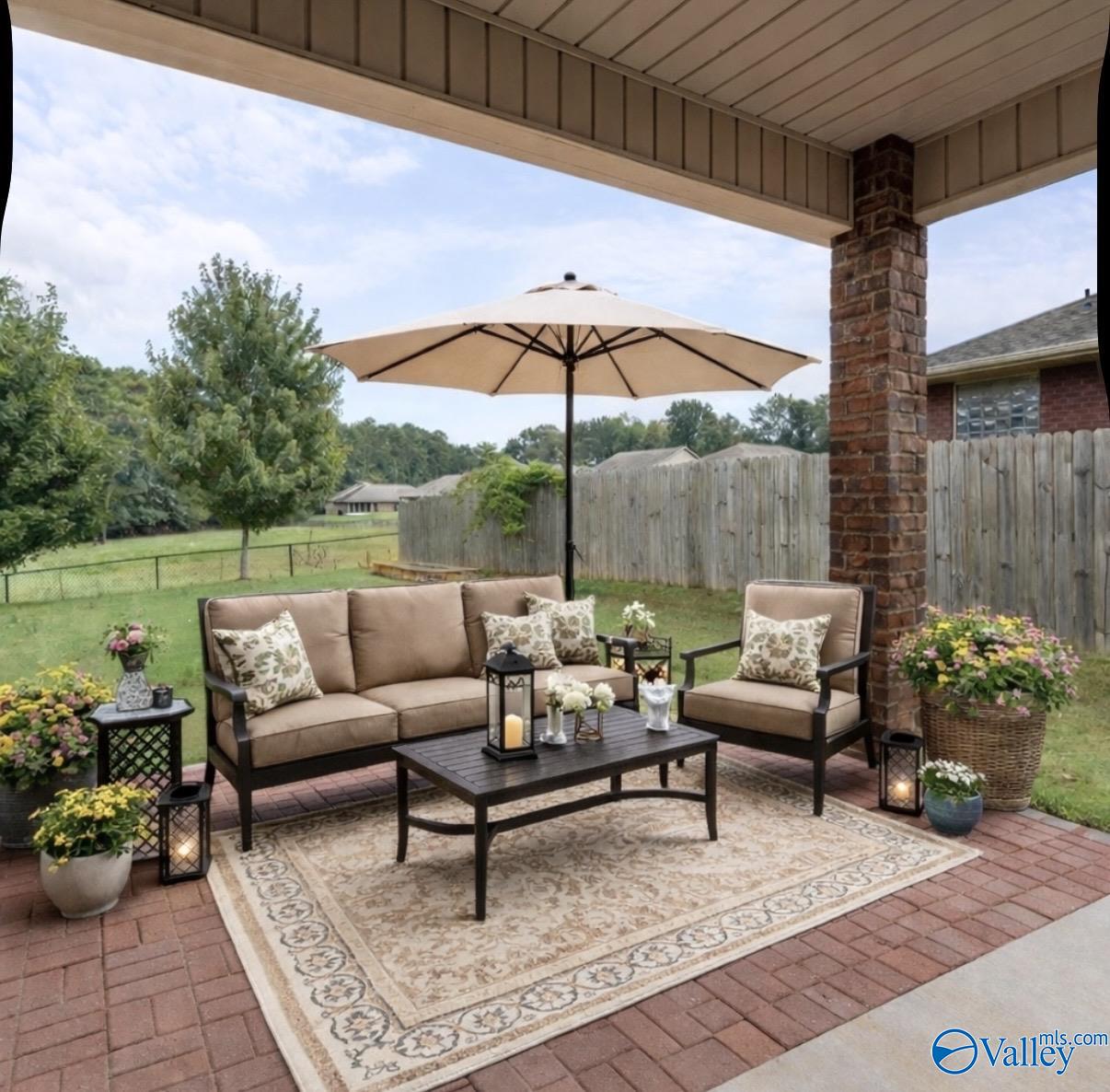 105 Oak Path Lane