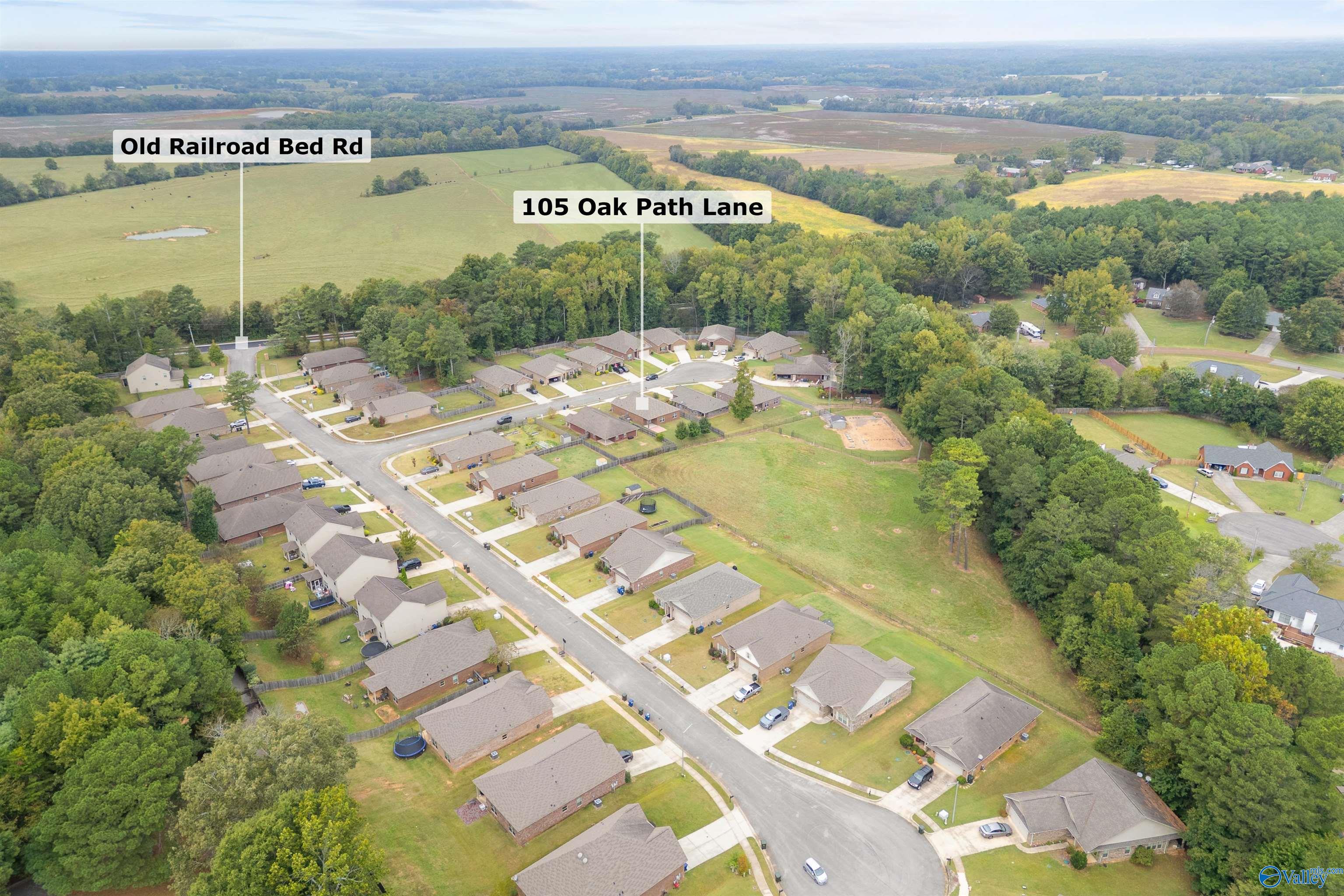 105 Oak Path Lane