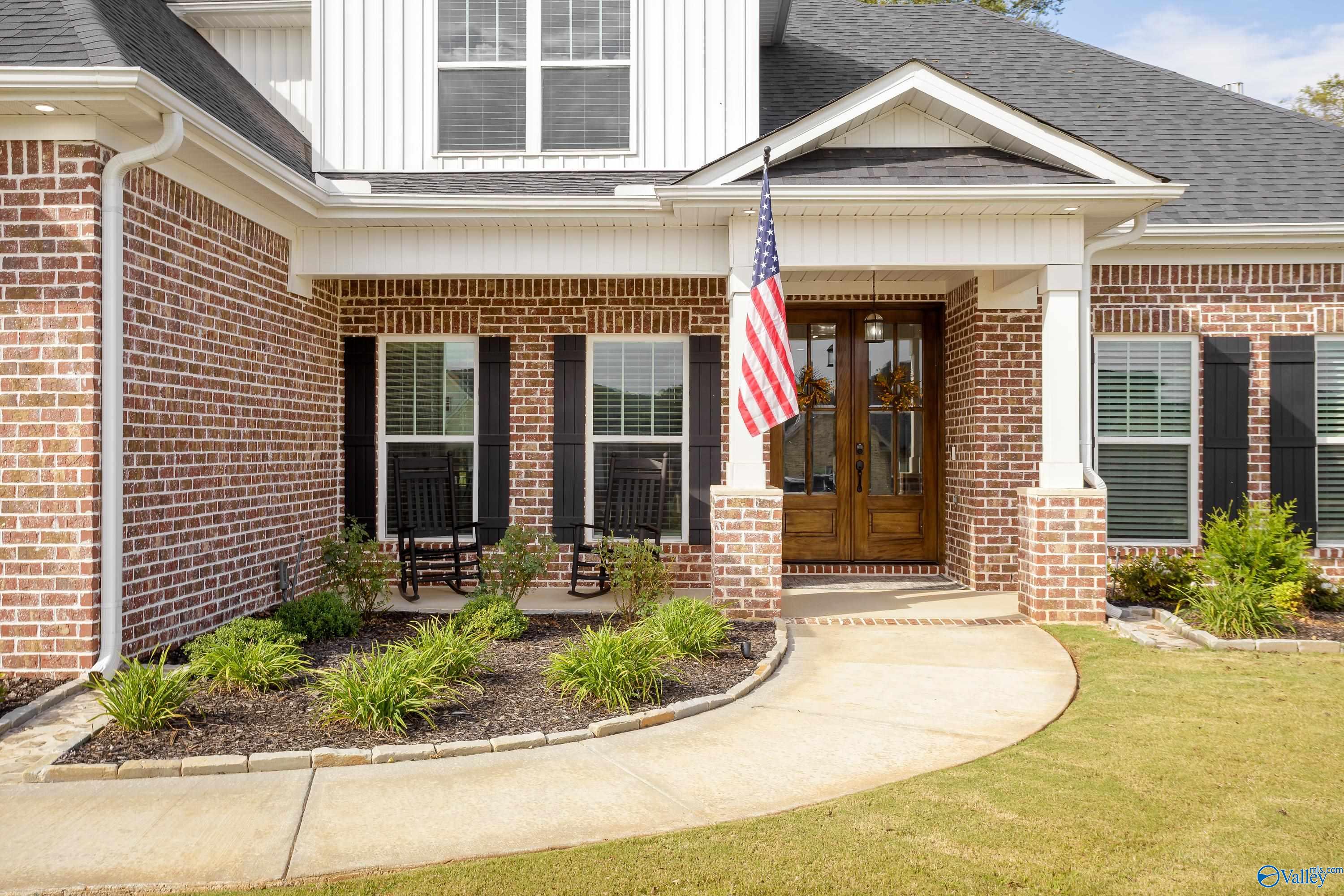 205 Oakland View Drive