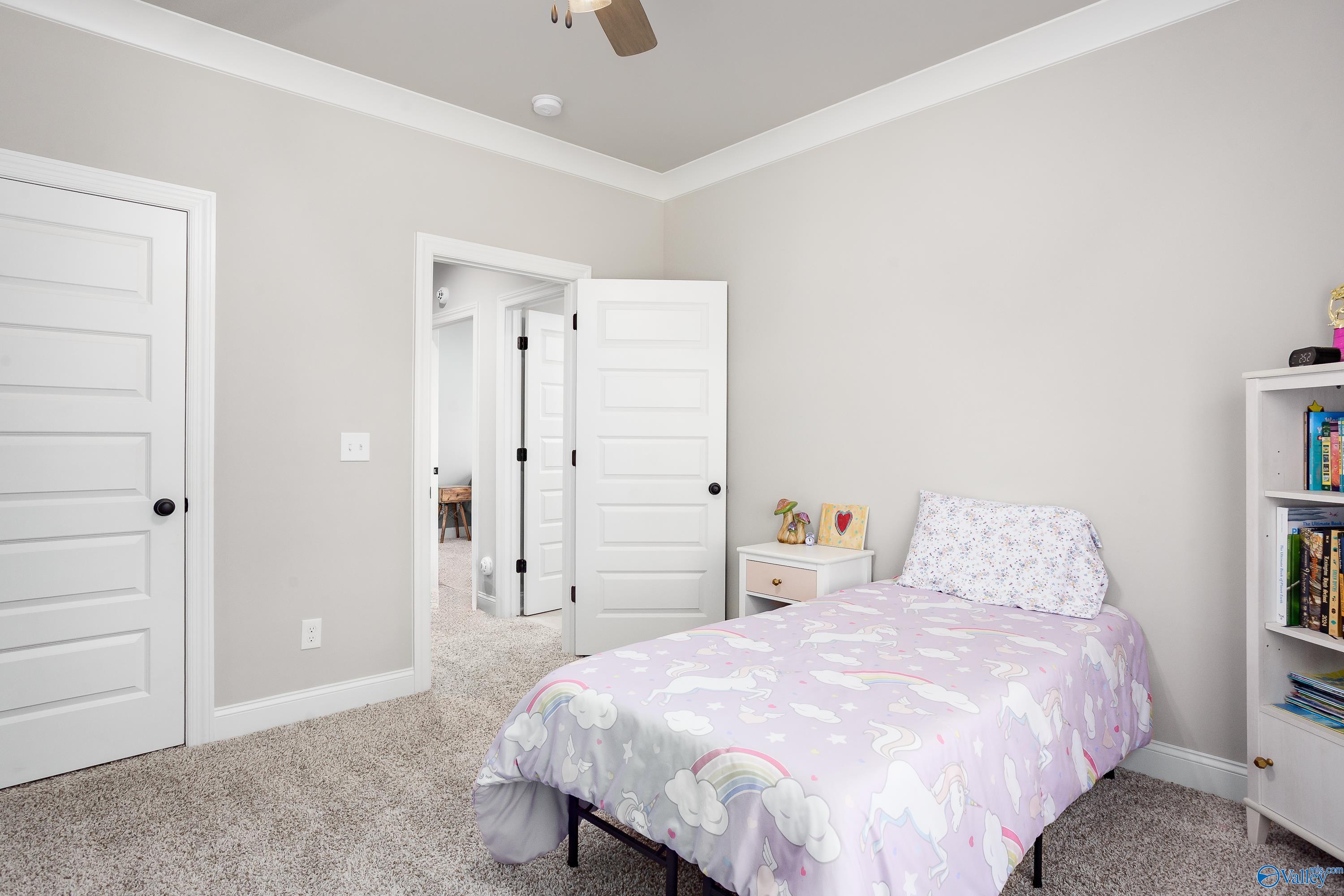 205 Oakland View Drive