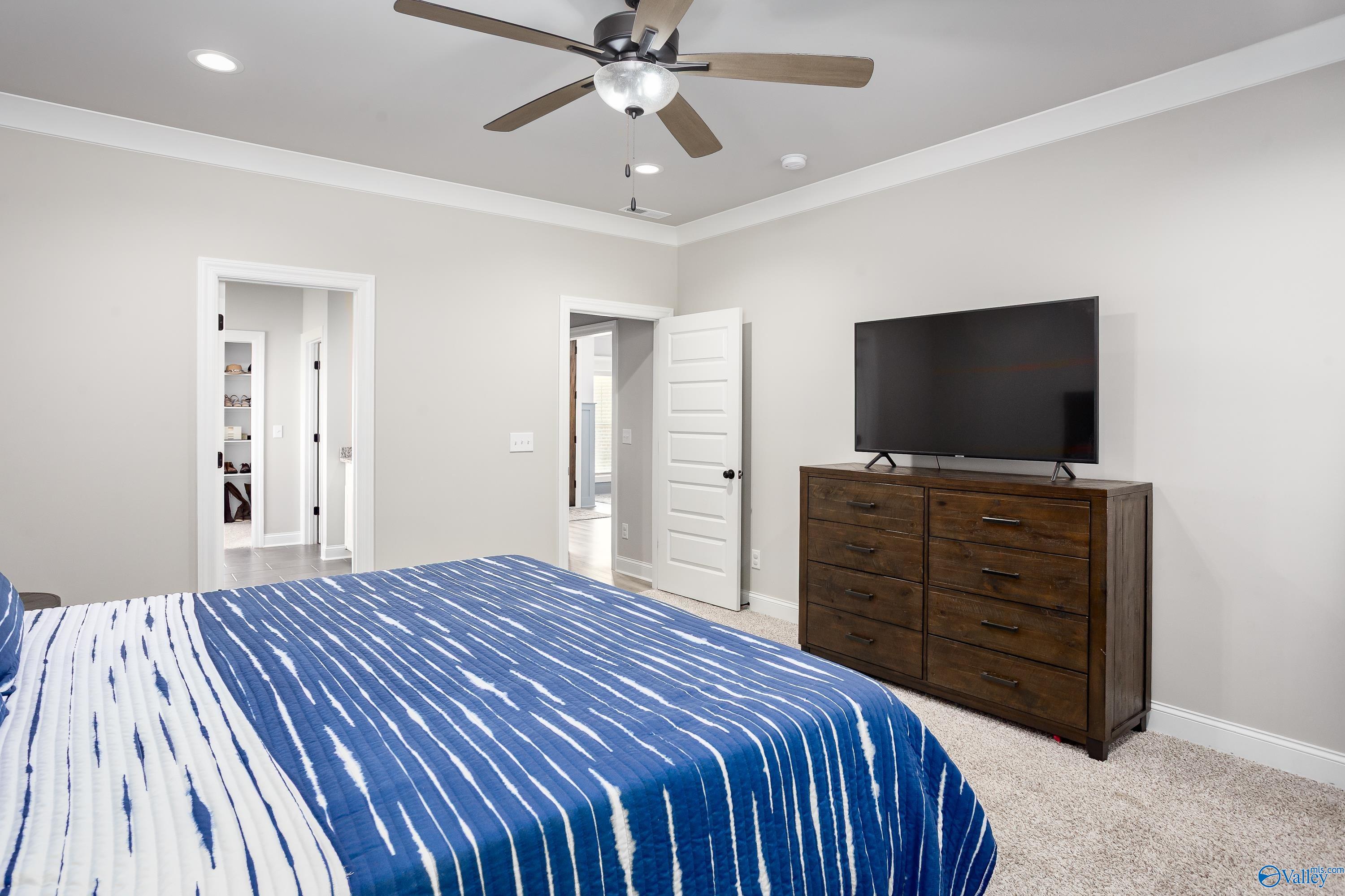 205 Oakland View Drive