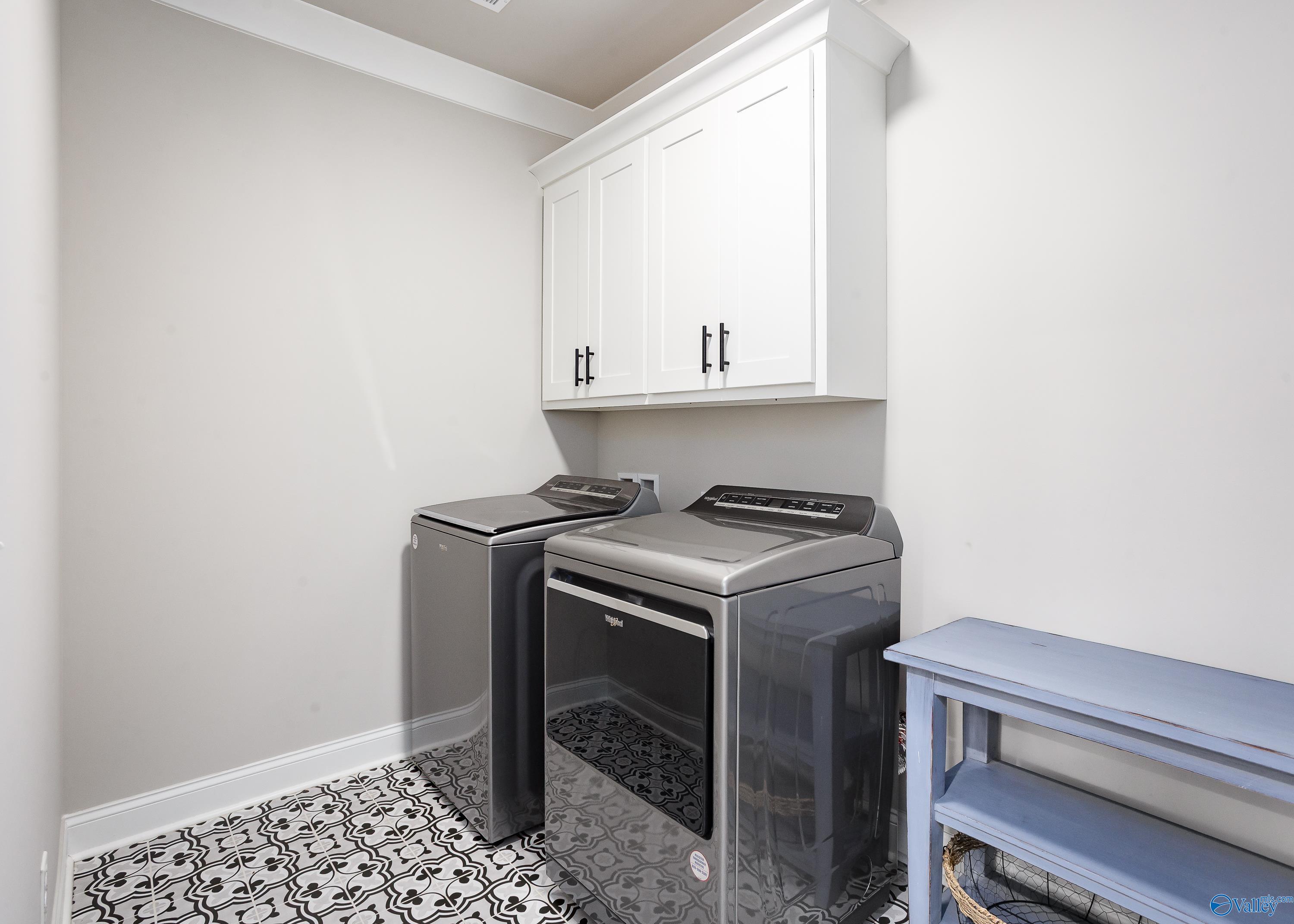205 Oakland View Drive