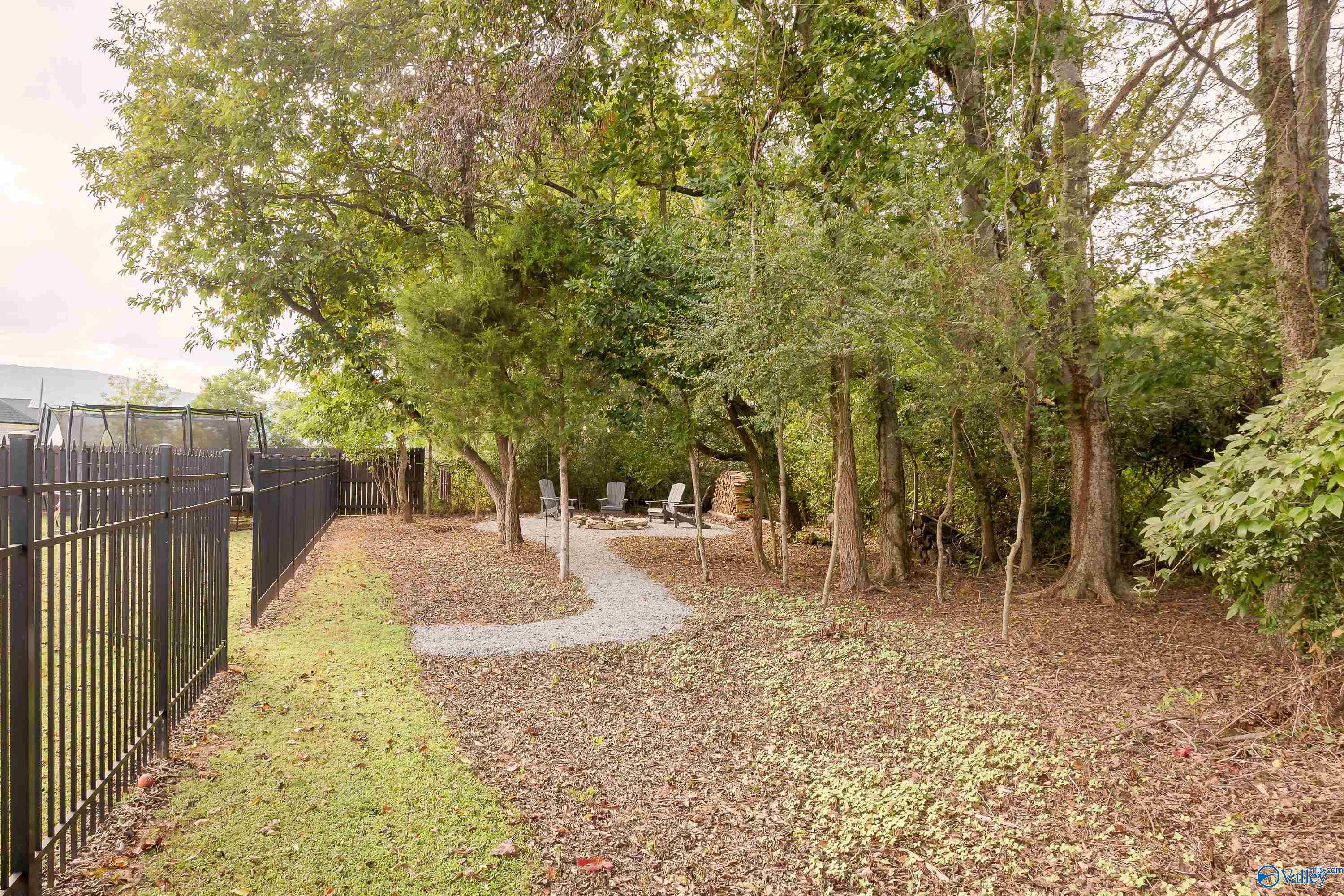 205 Oakland View Drive