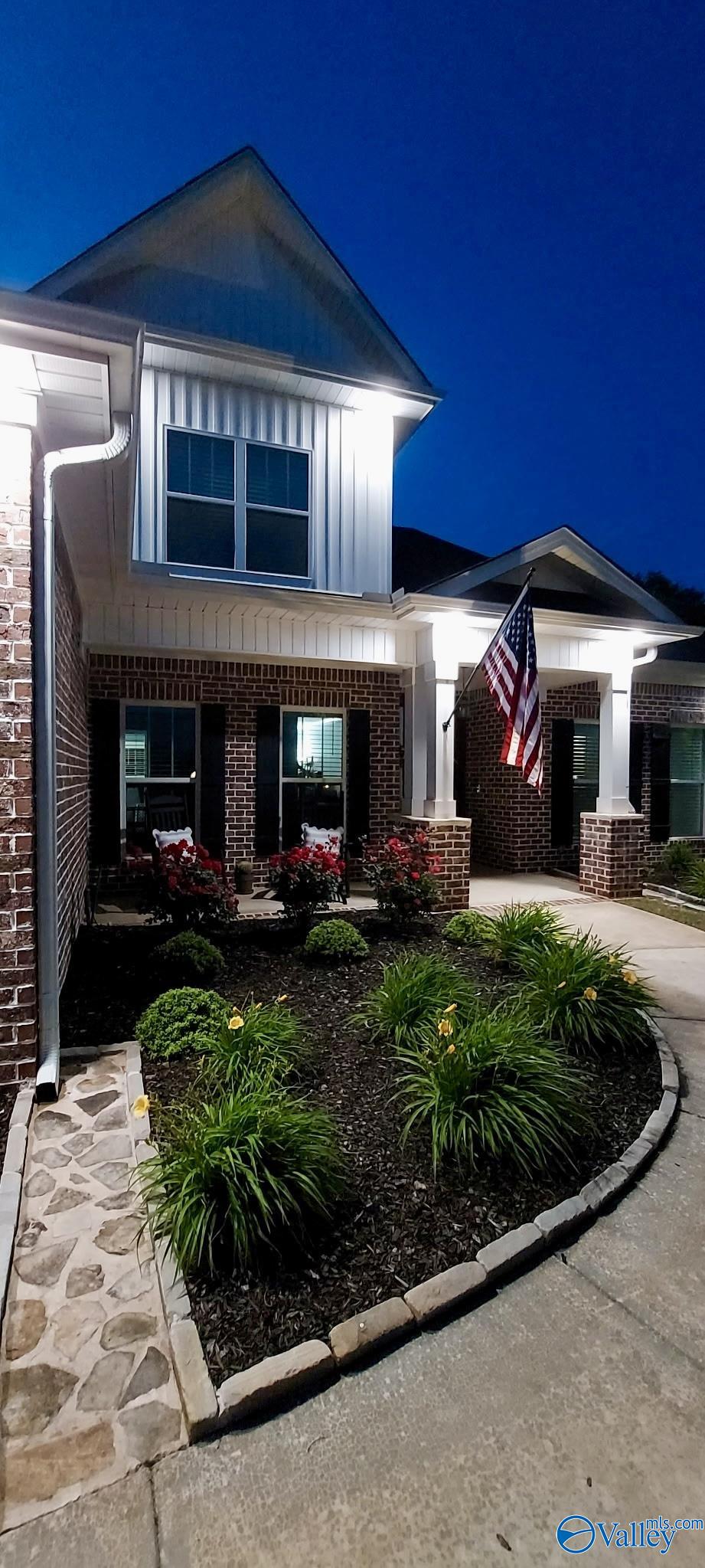 205 Oakland View Drive