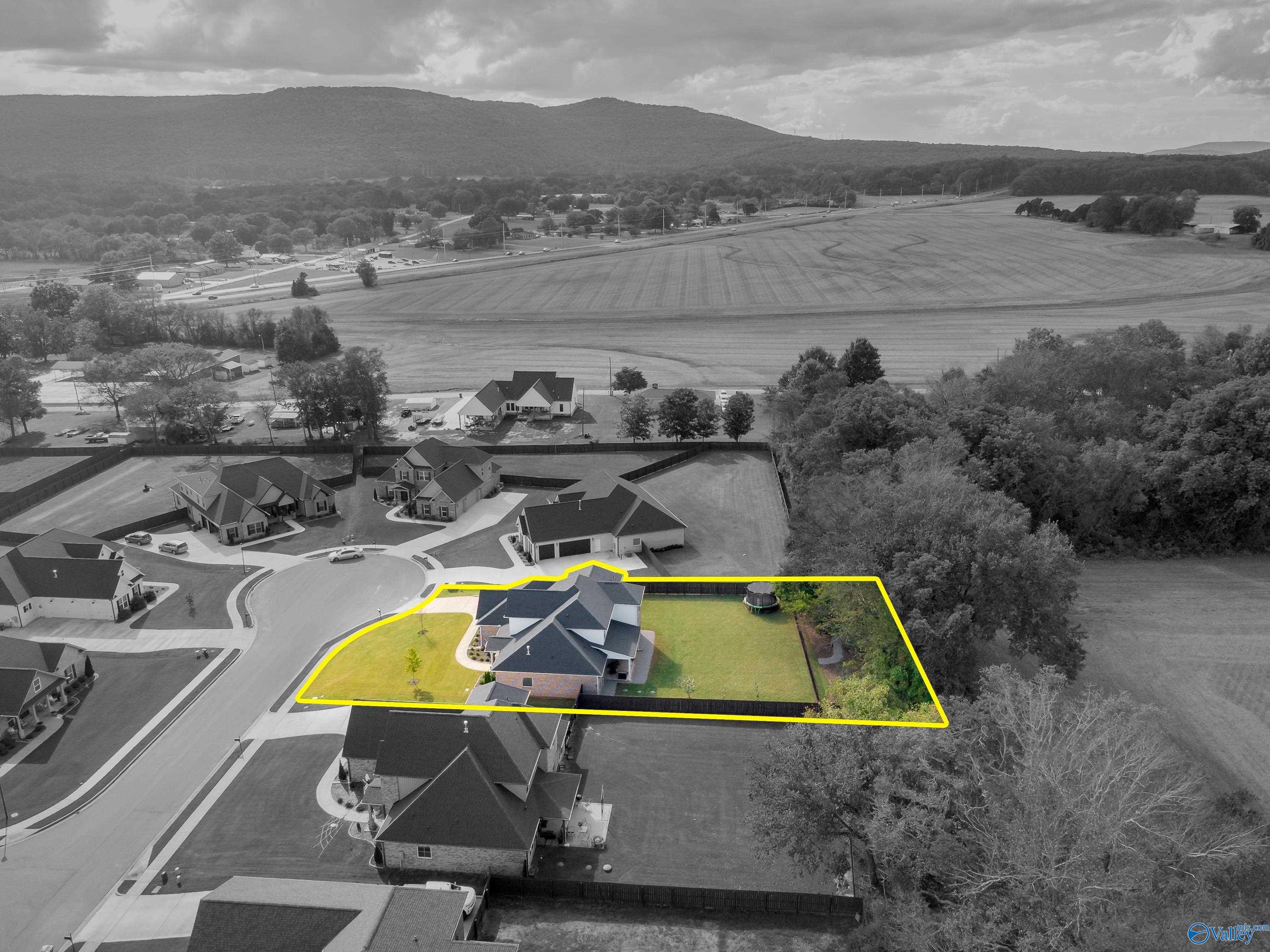 205 Oakland View Drive