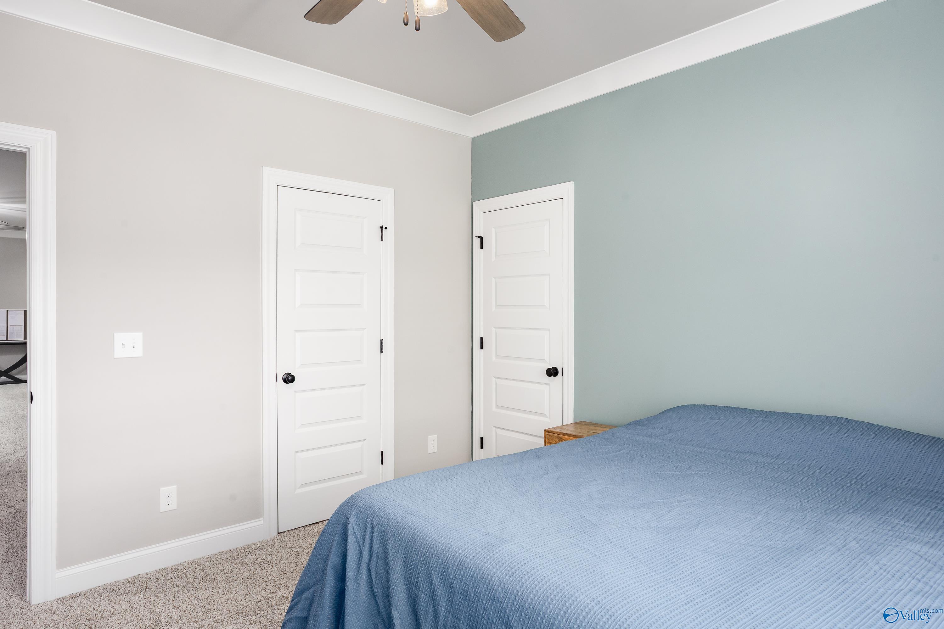 205 Oakland View Drive
