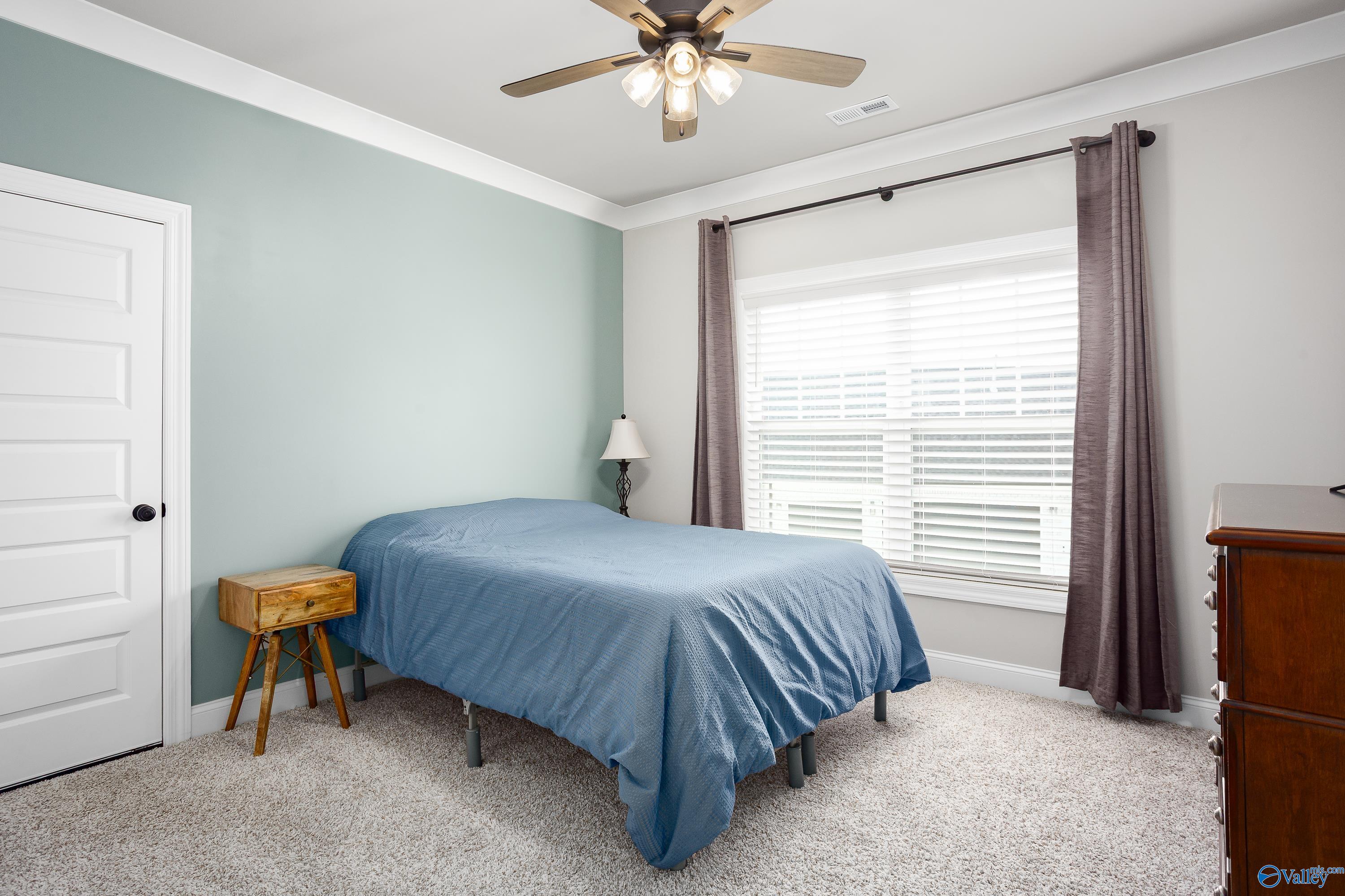 205 Oakland View Drive