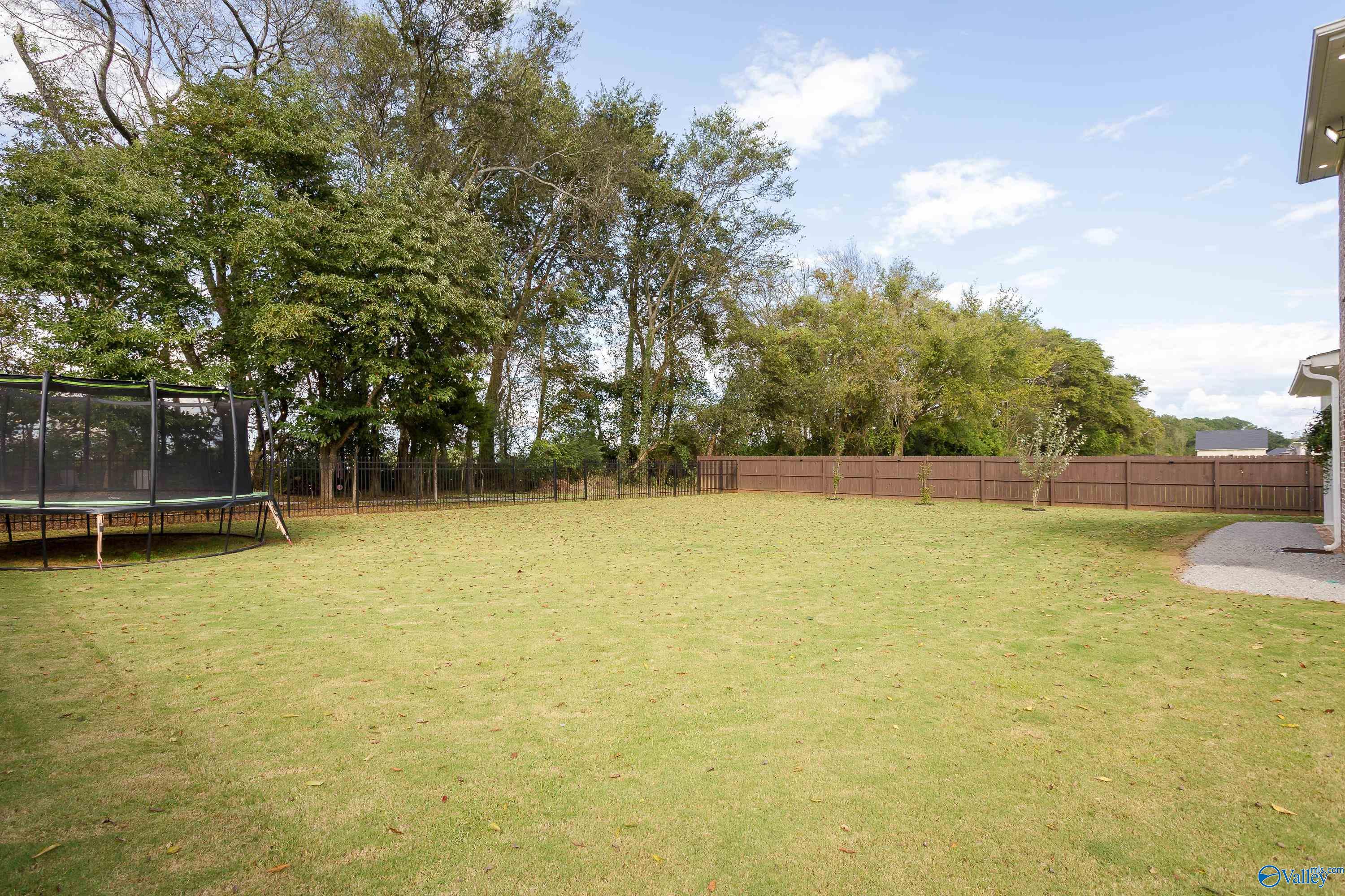 205 Oakland View Drive