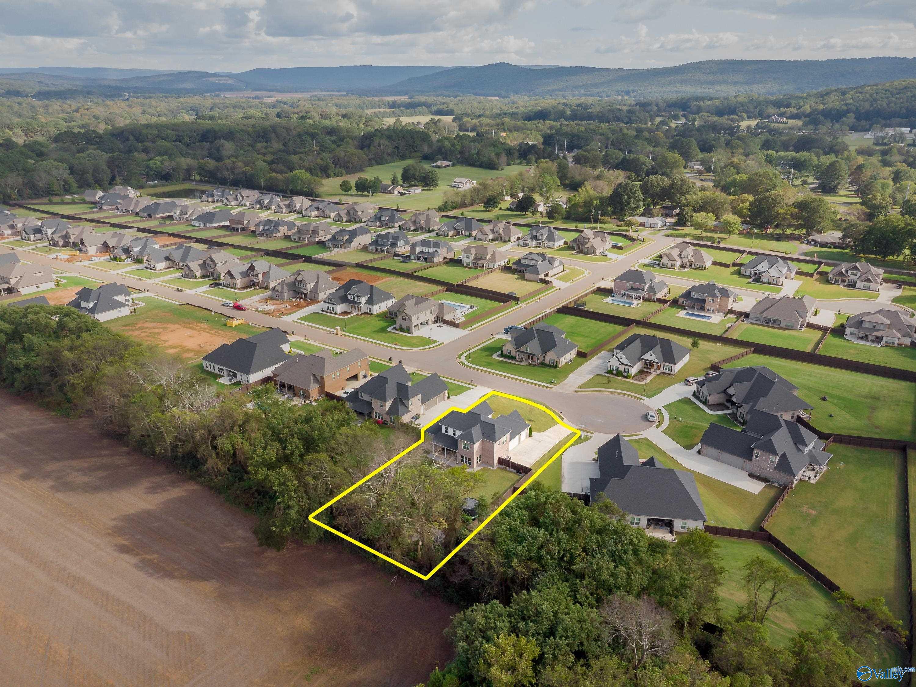 205 Oakland View Drive