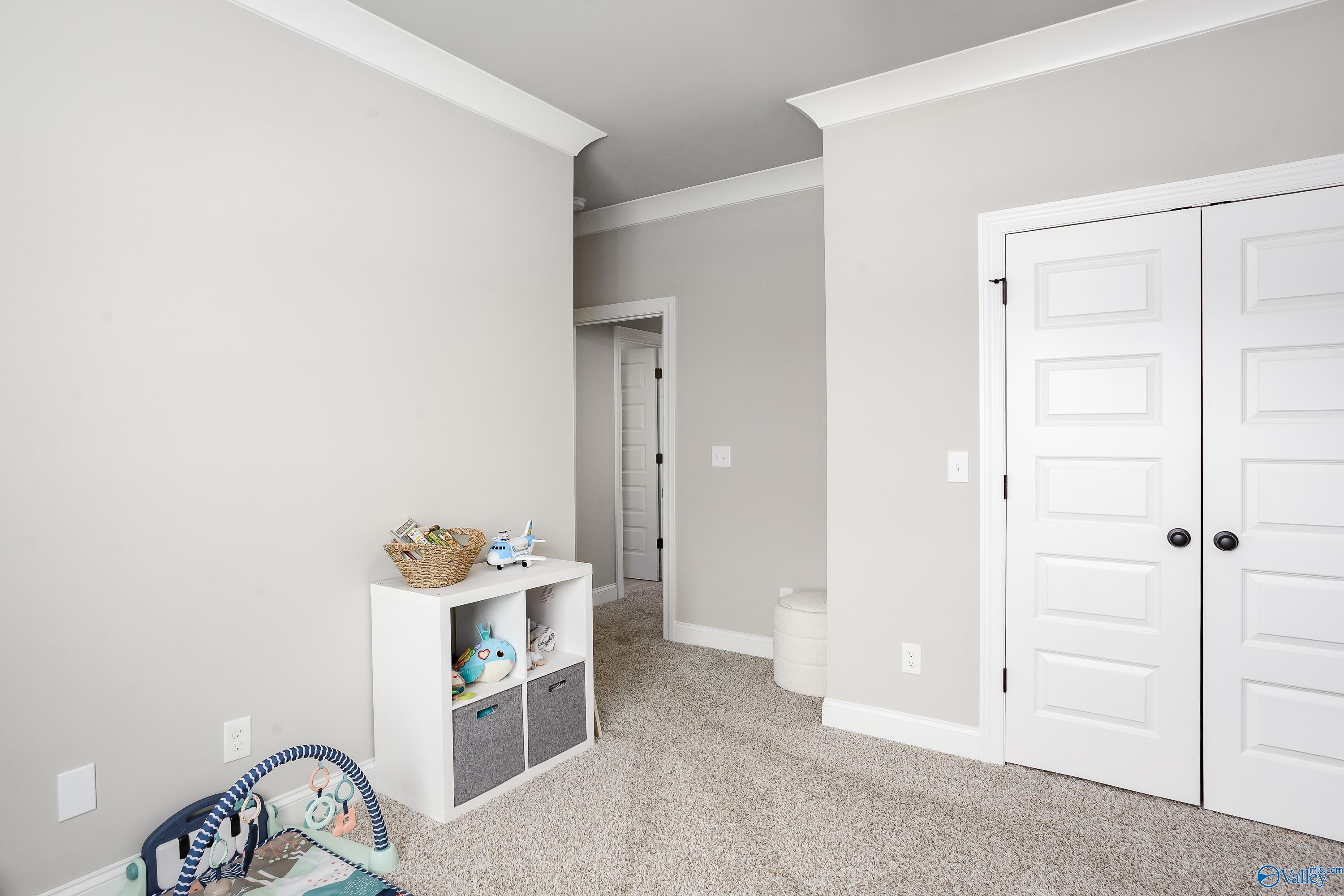 205 Oakland View Drive