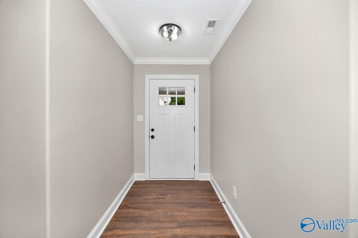 27039 North Wales Road