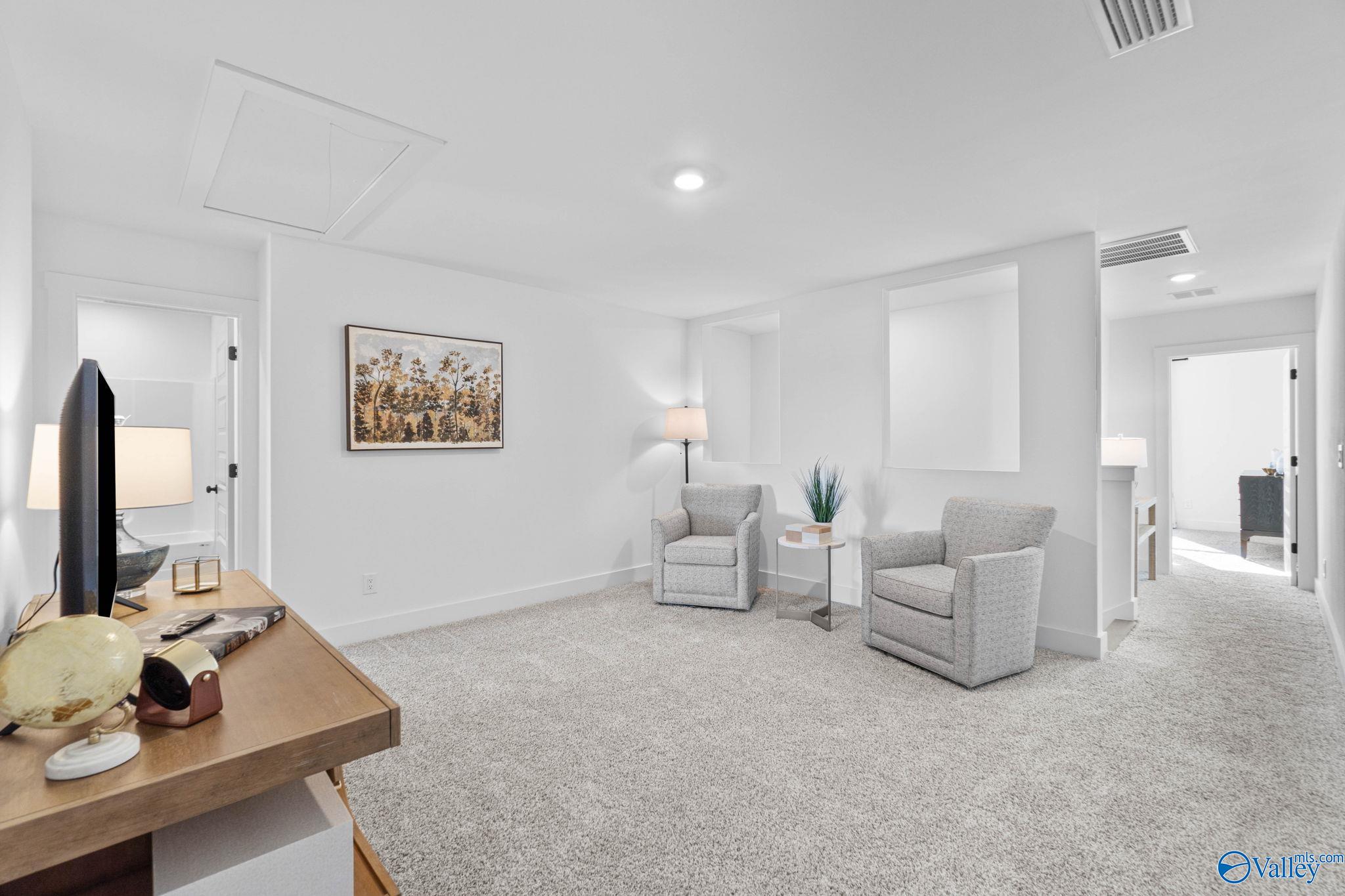 13695 Continental Road