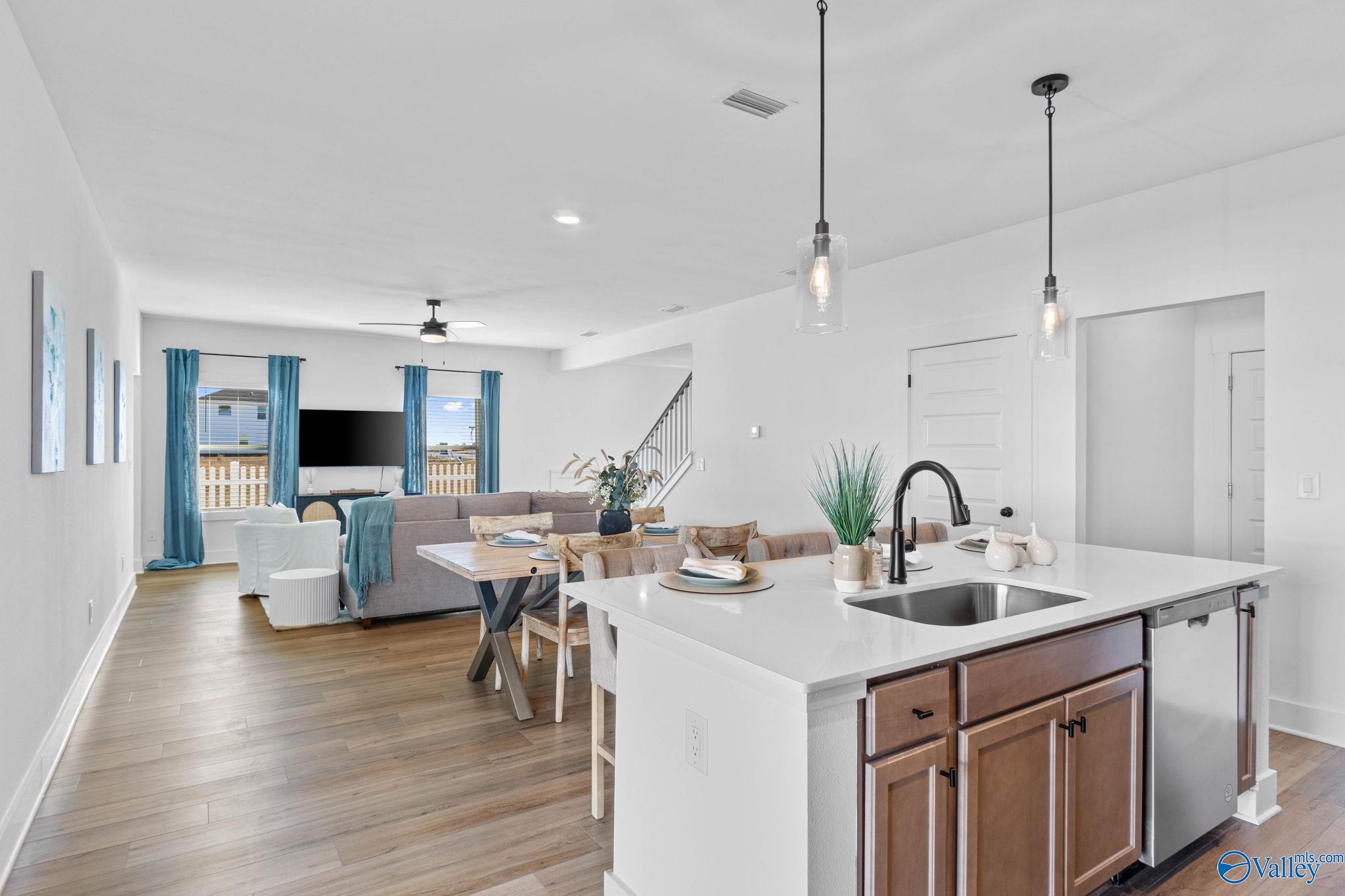 13695 Continental Road