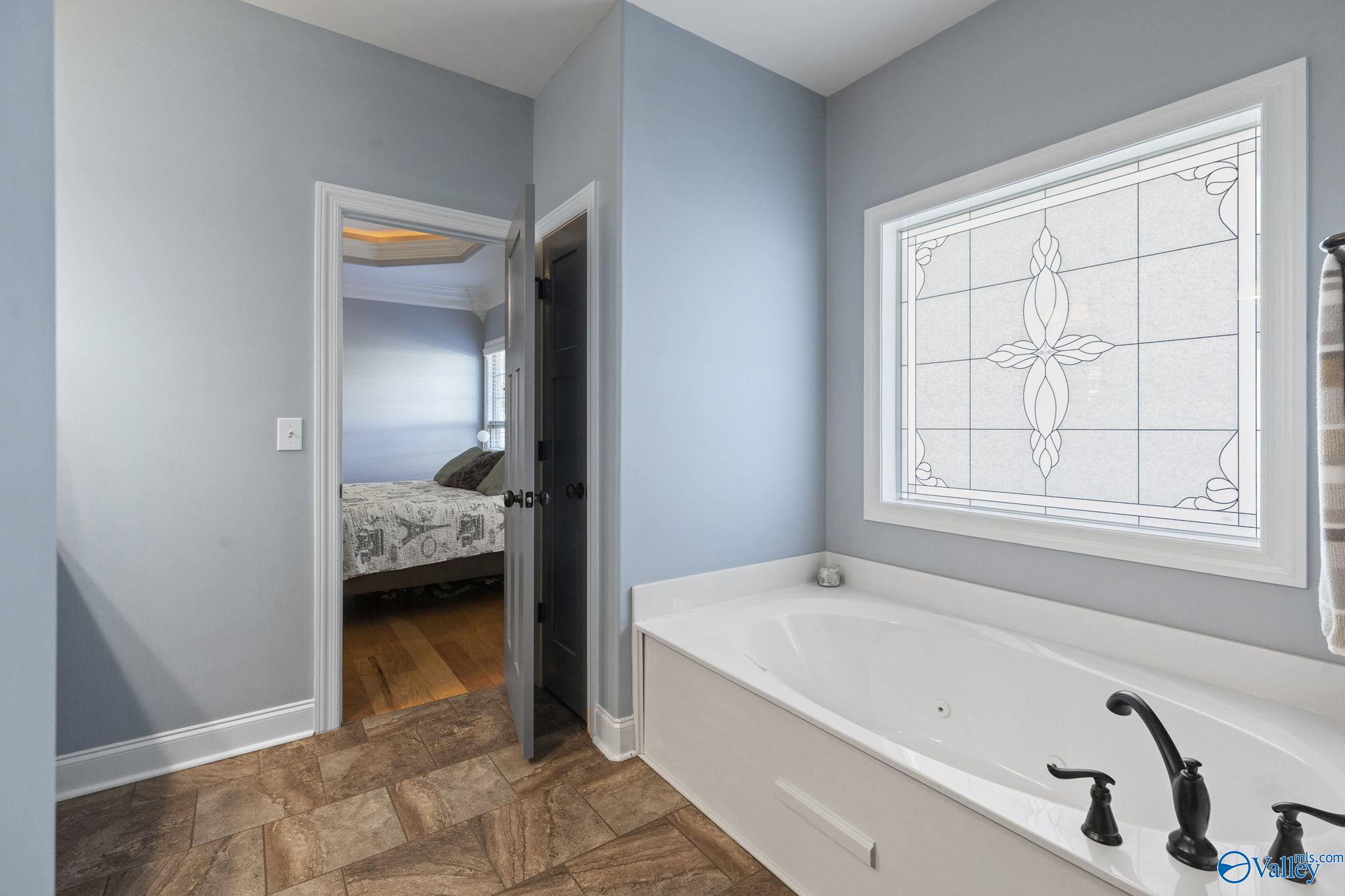 6426 Dunnavant Place NW