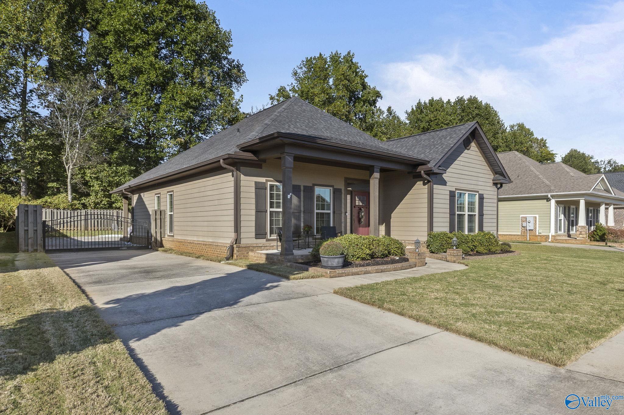 6426 Dunnavant Place NW