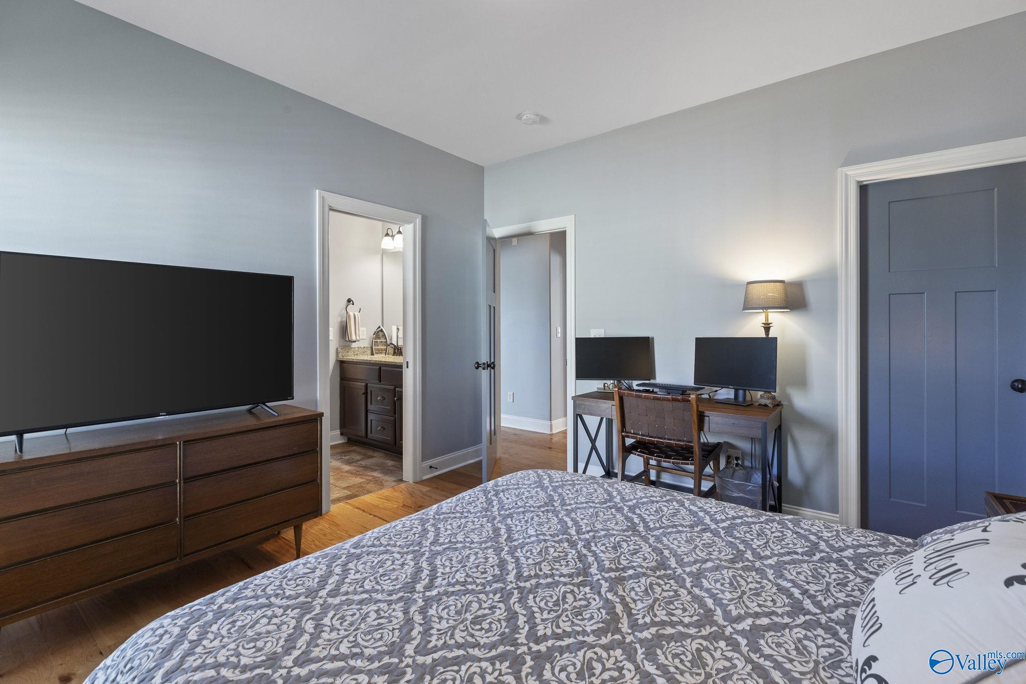 6426 Dunnavant Place NW