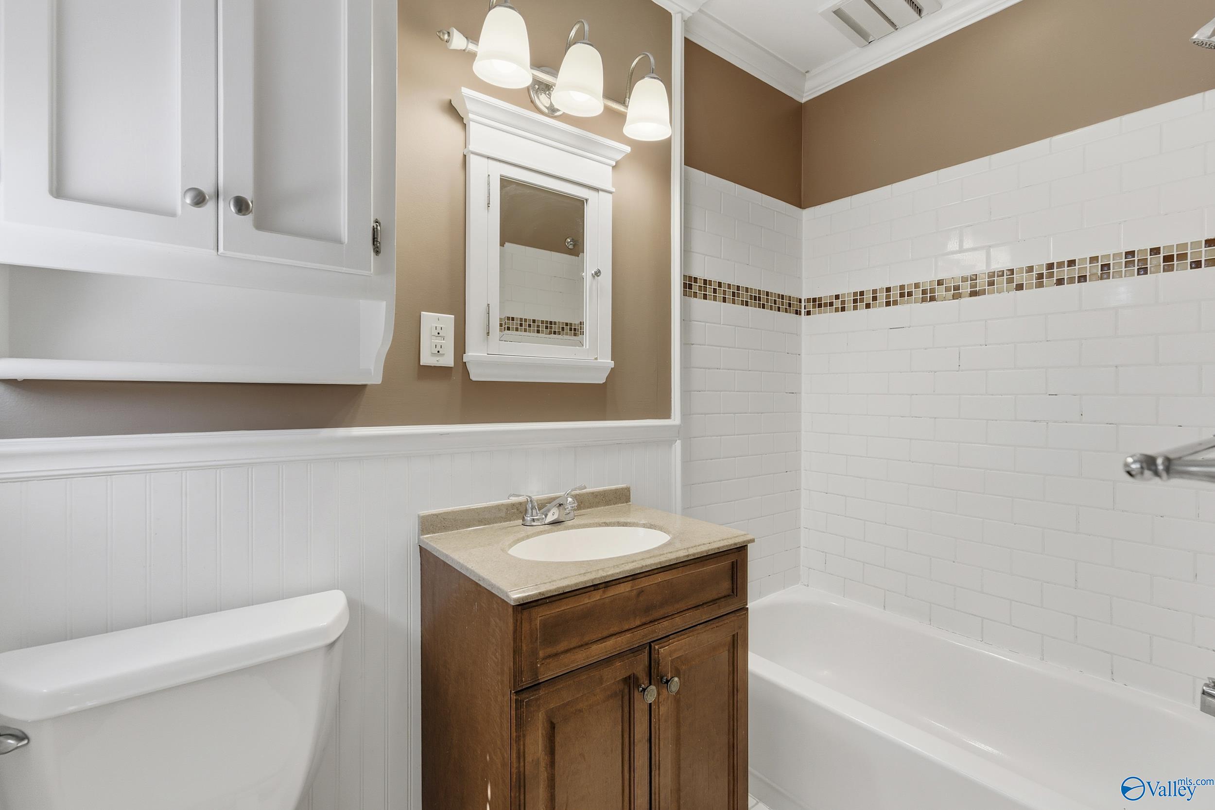 1008 San Ramon Avenue SE