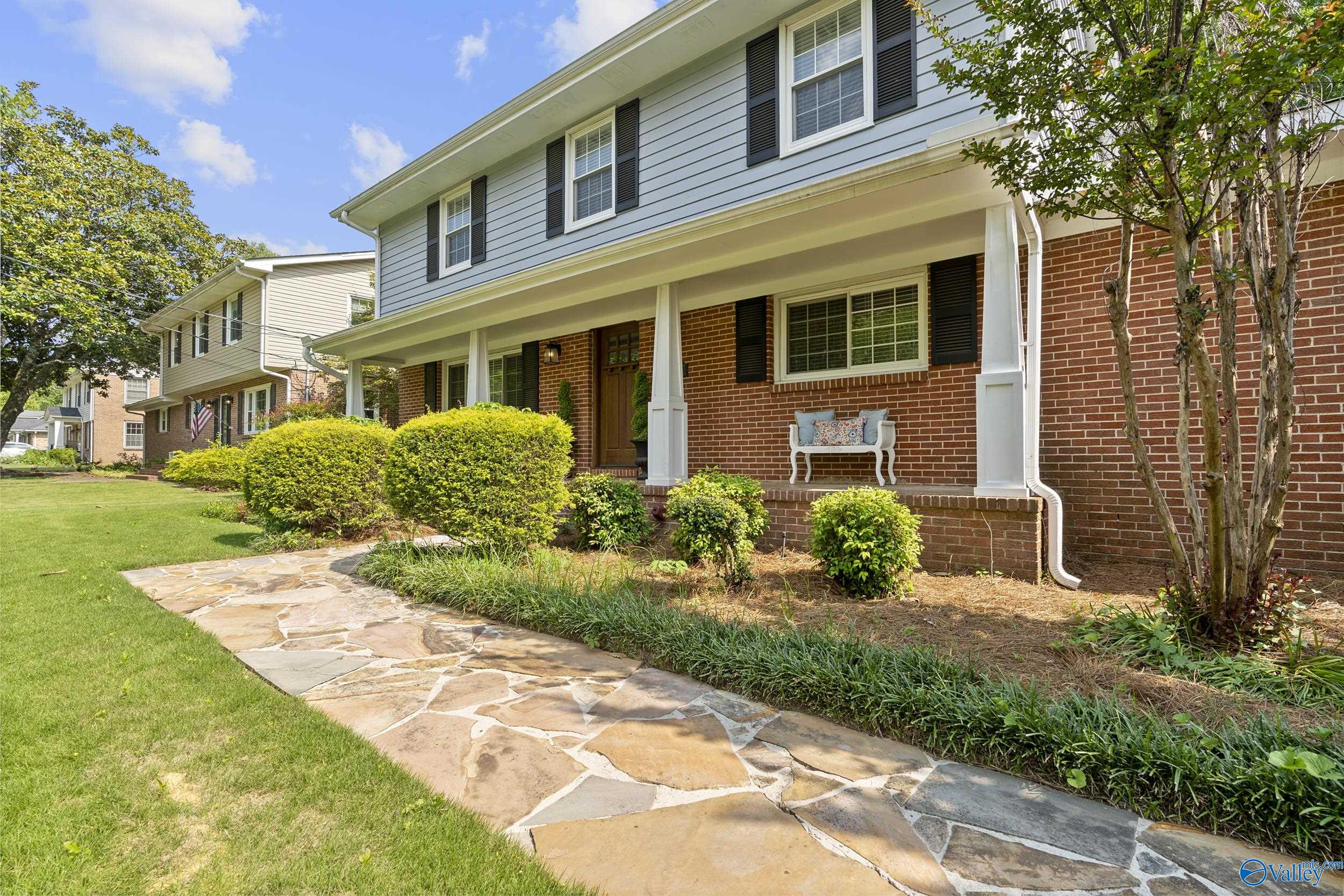 1008 San Ramon Avenue SE