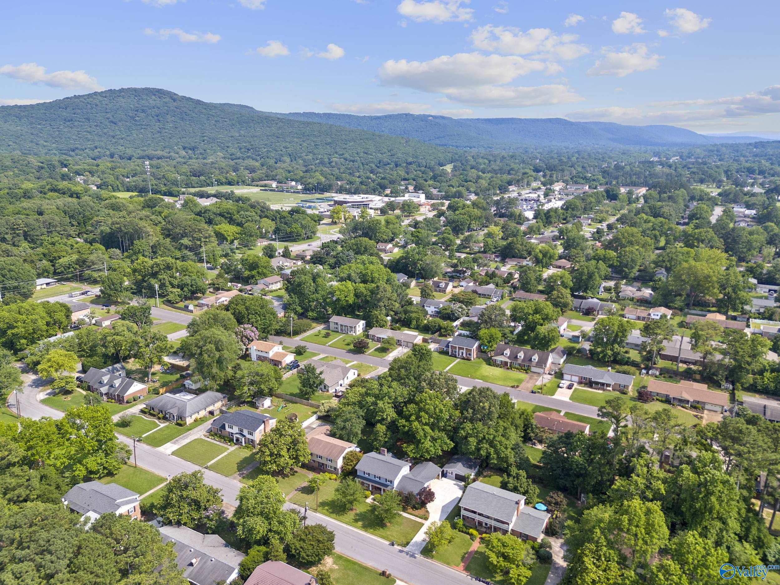 1008 San Ramon Avenue SE