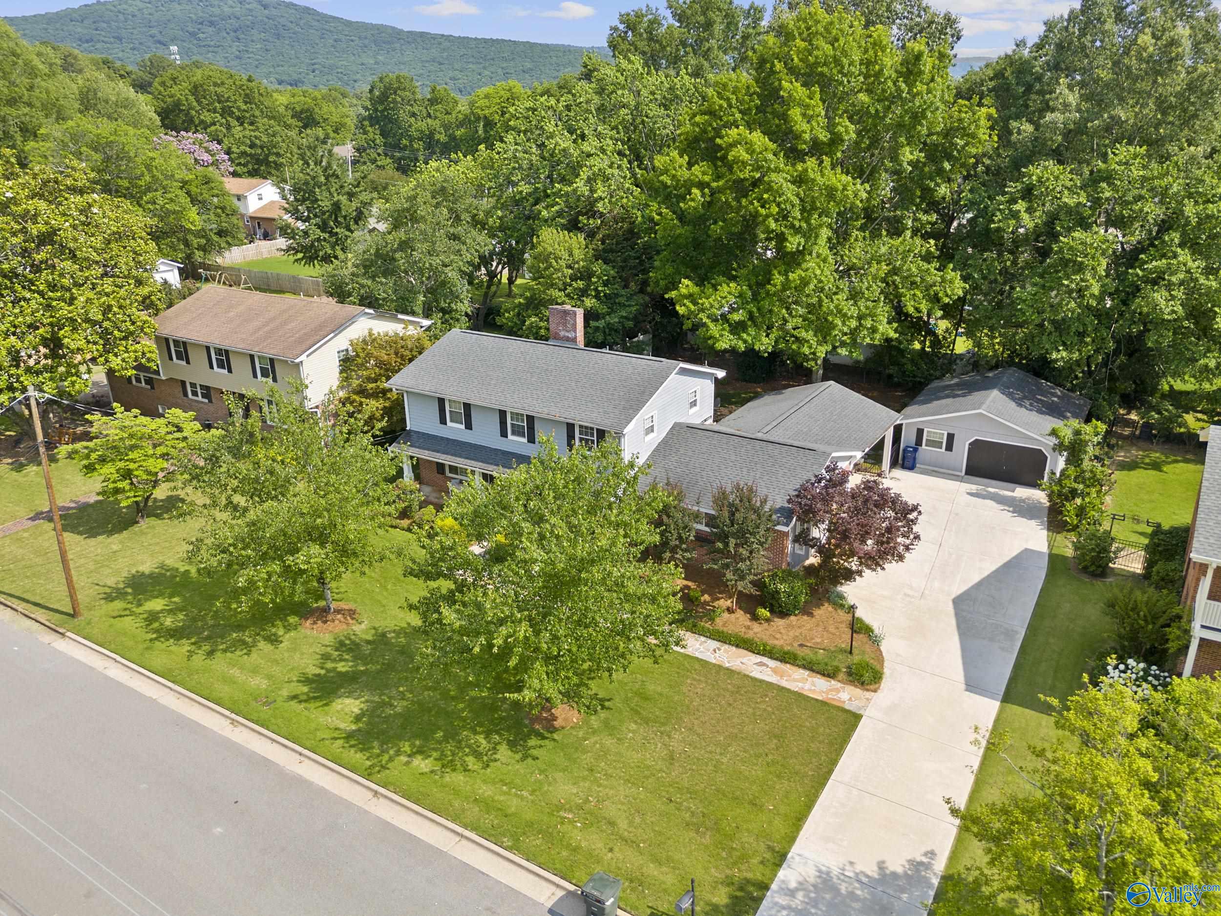 1008 San Ramon Avenue SE