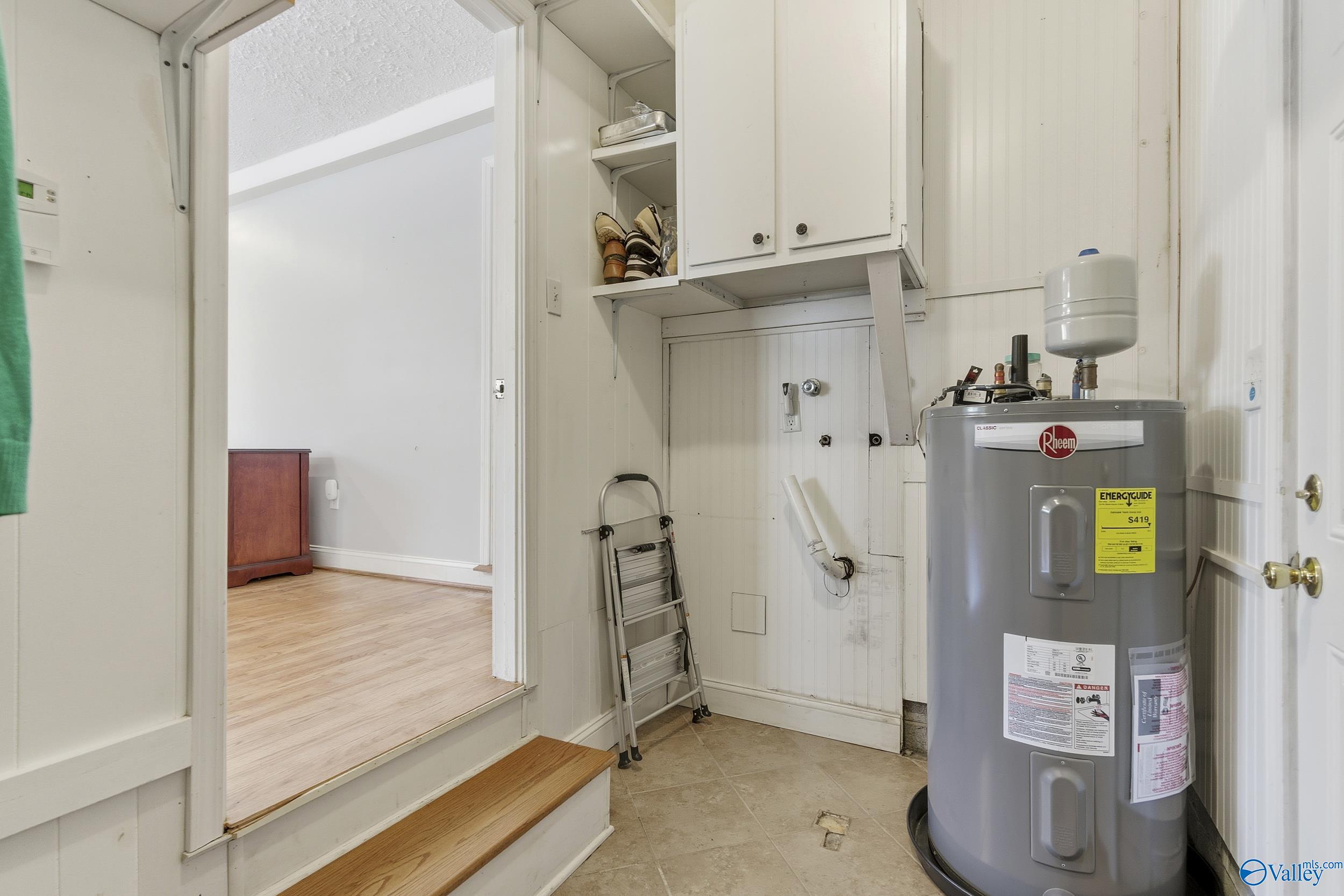 1008 San Ramon Avenue SE