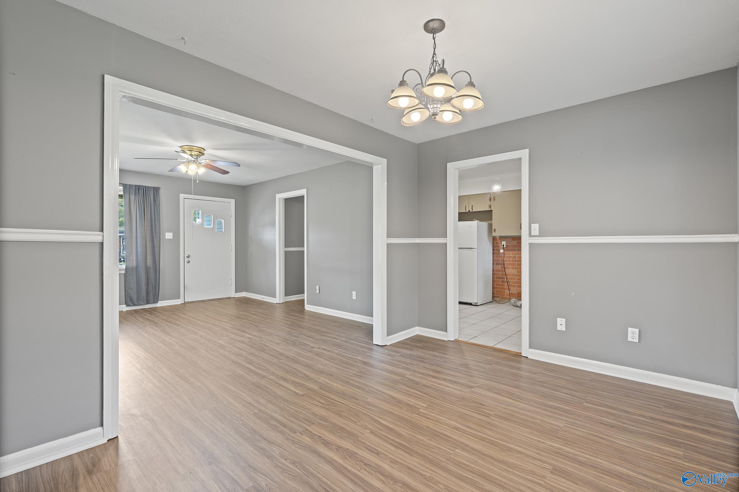 2602 Waltham Drive NE