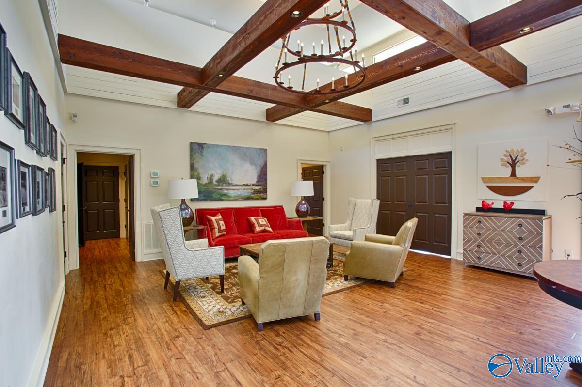 206 Mainsail Way