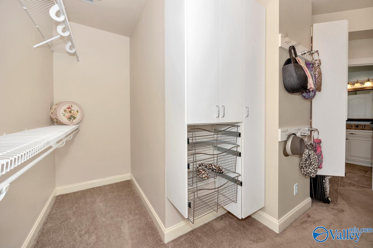 206 Mainsail Way