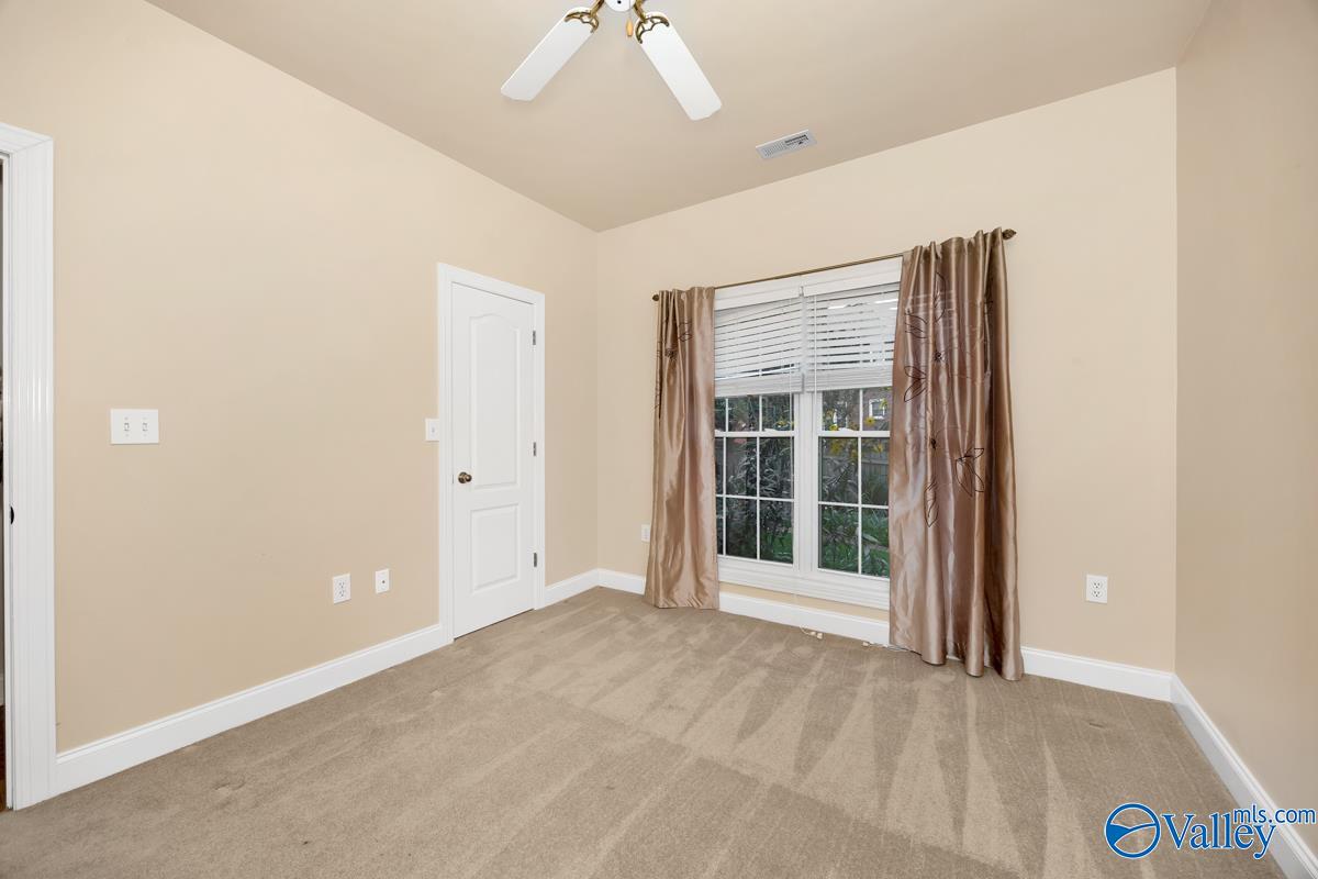 206 Mainsail Way