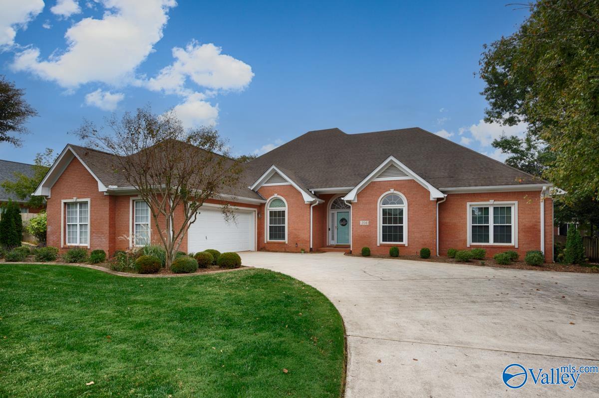 206 Mainsail Way