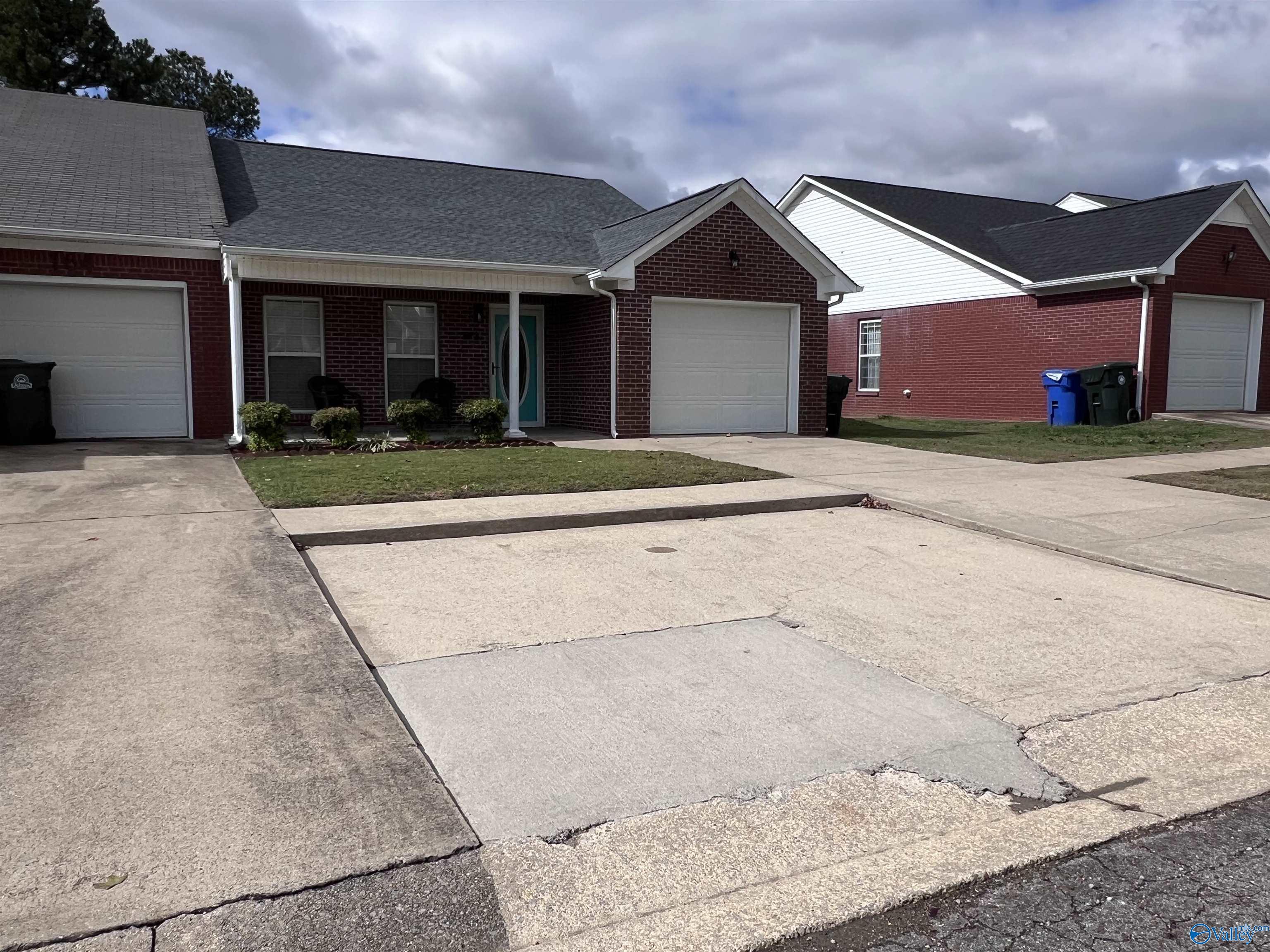 162 Sycamore Place