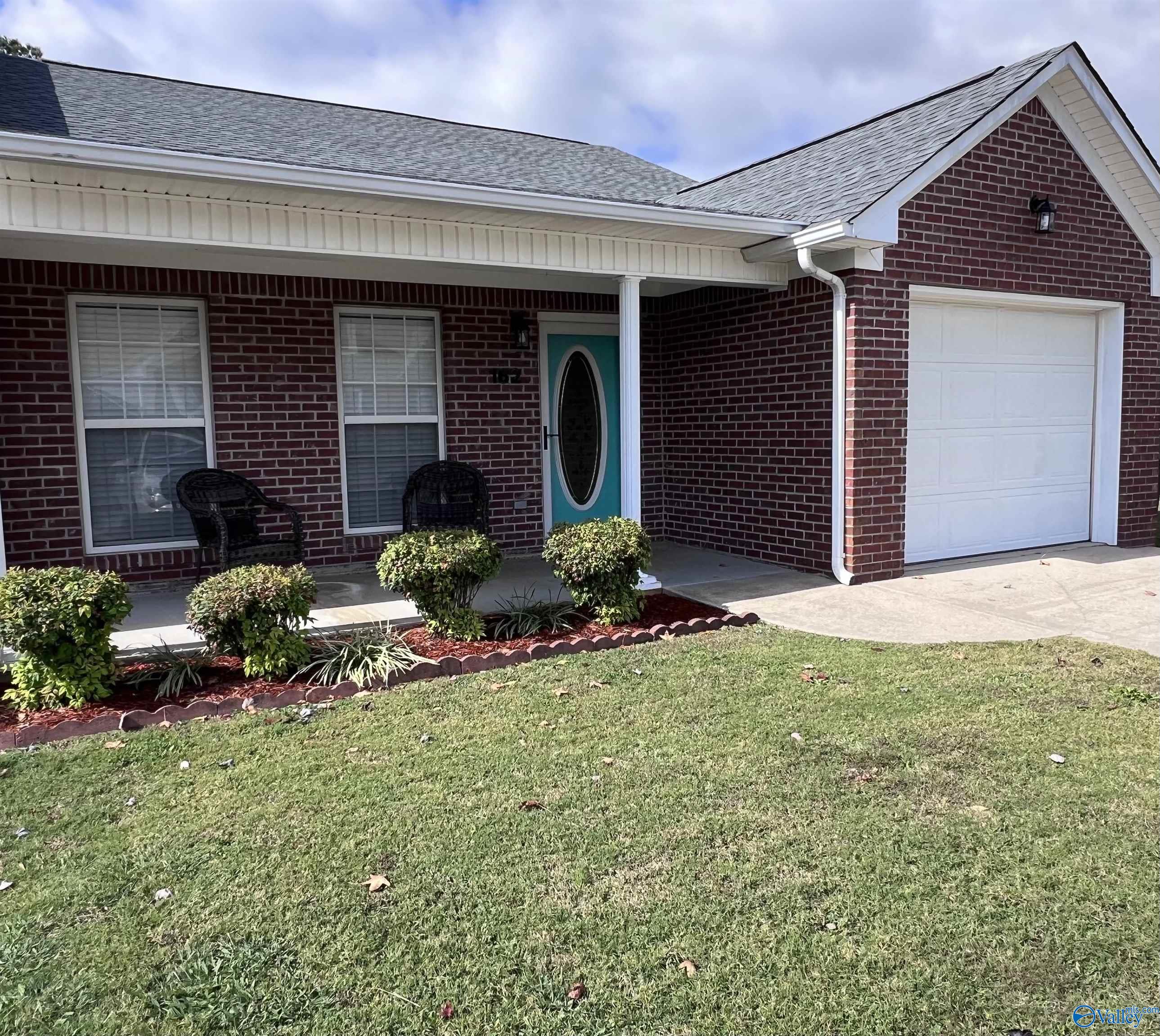 162 Sycamore Place