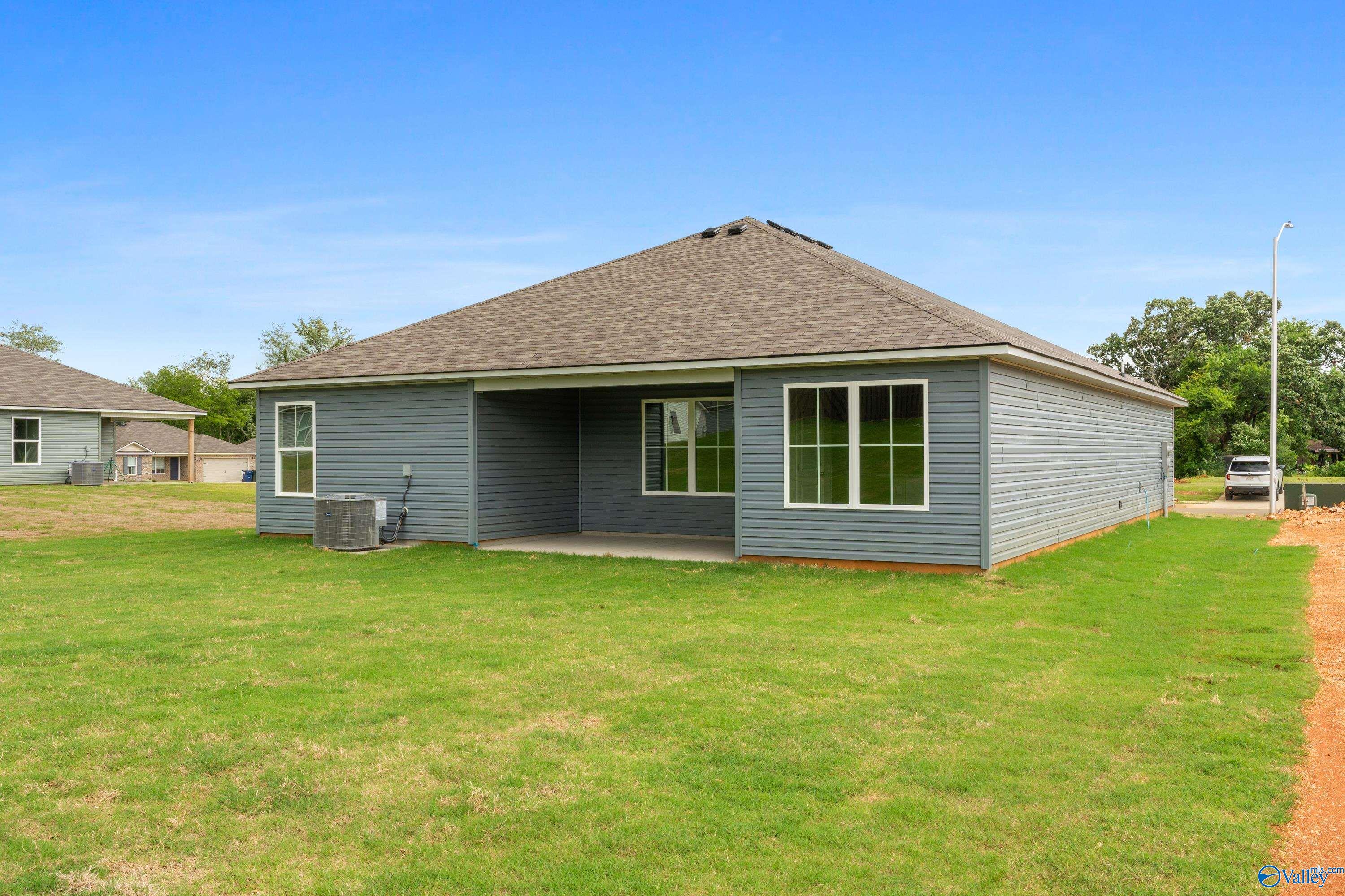 202 Six Pence Court