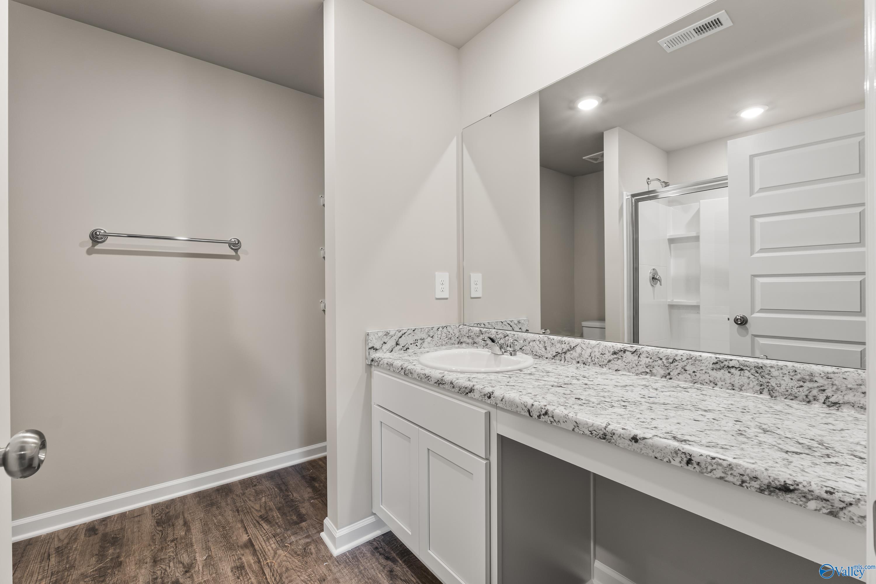 202 Six Pence Court