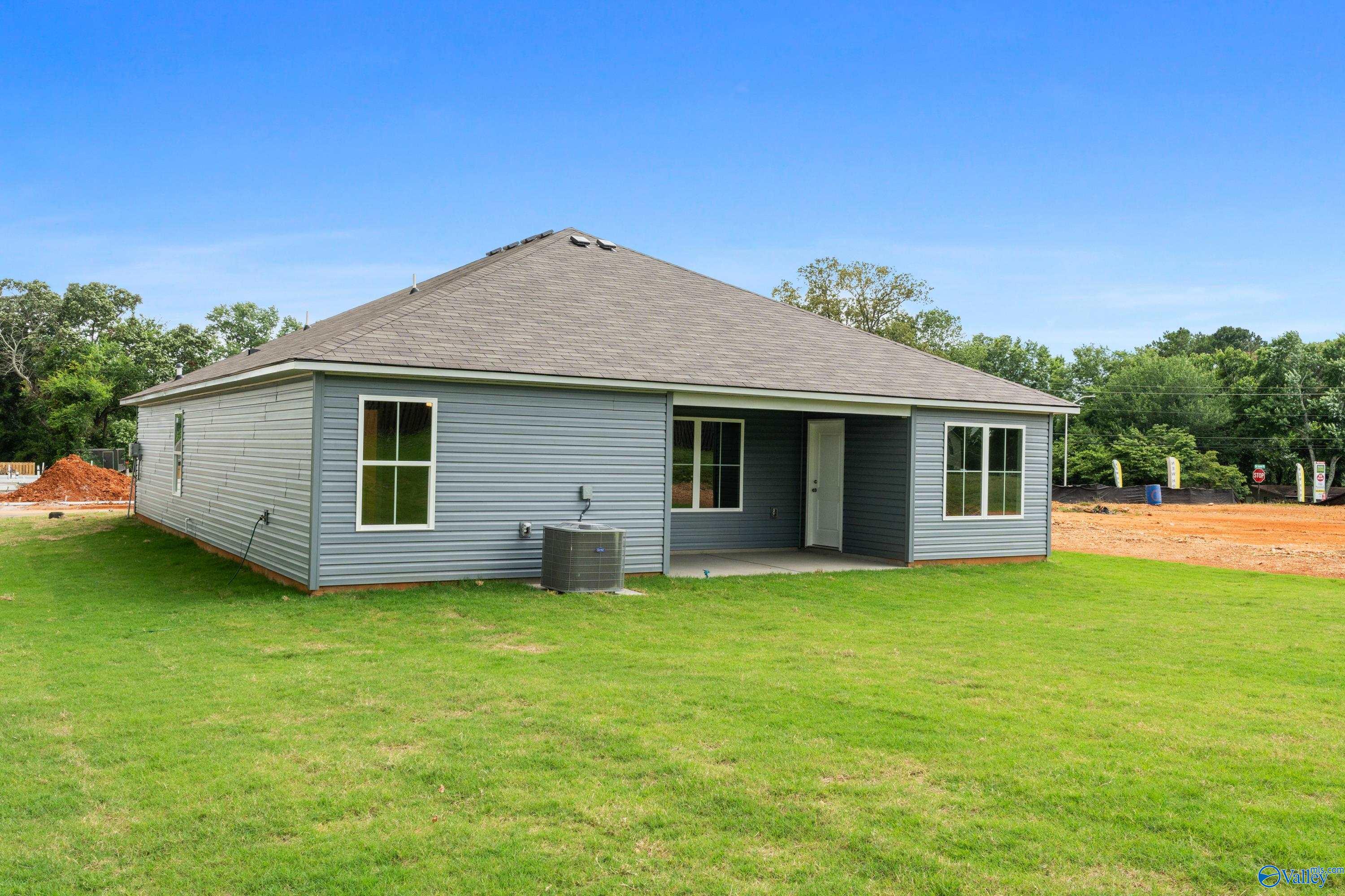 202 Six Pence Court